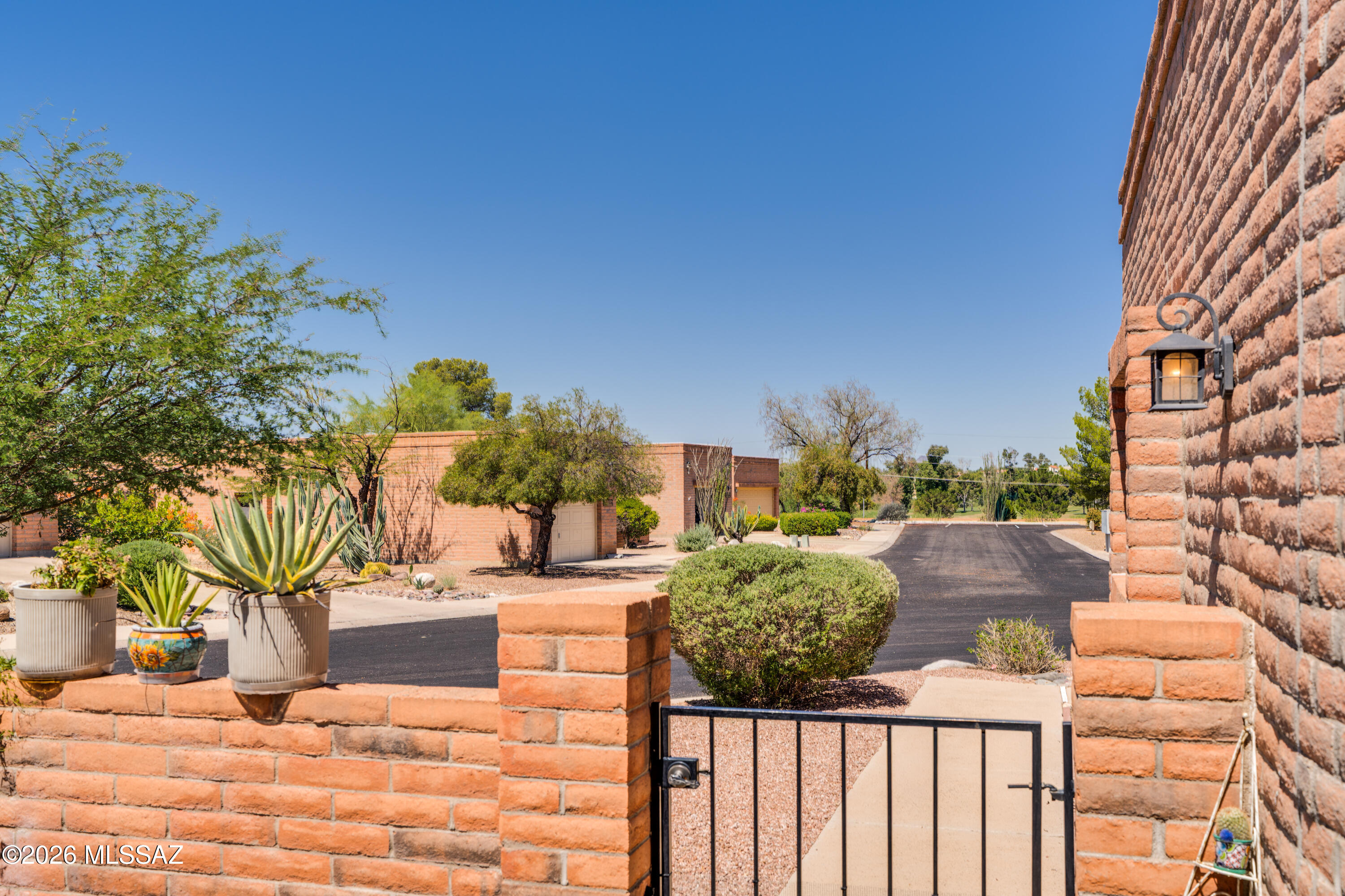 La Cholla Hills(314-353) - Residential