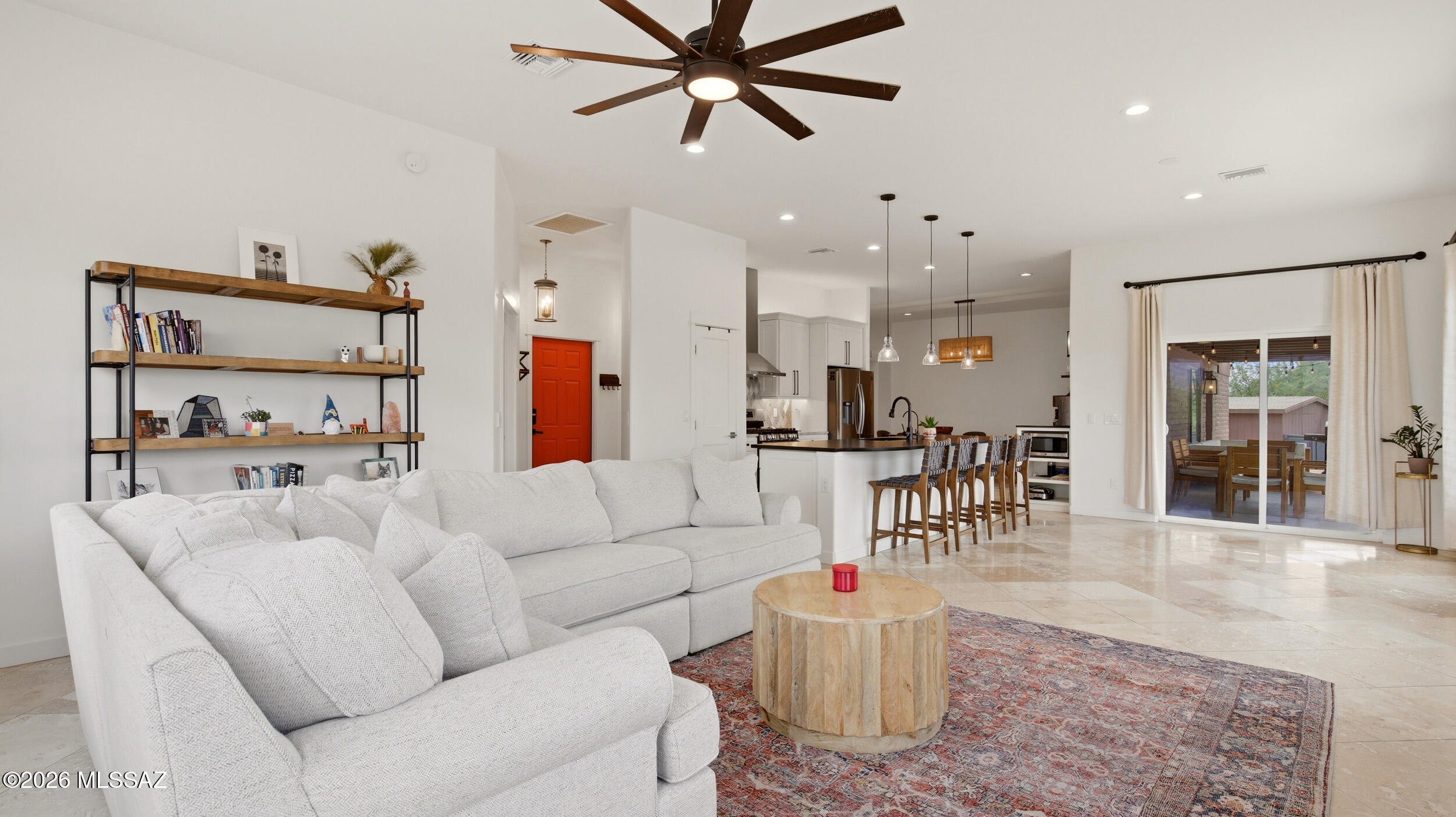 Tres Lomas (1-147) - Residential