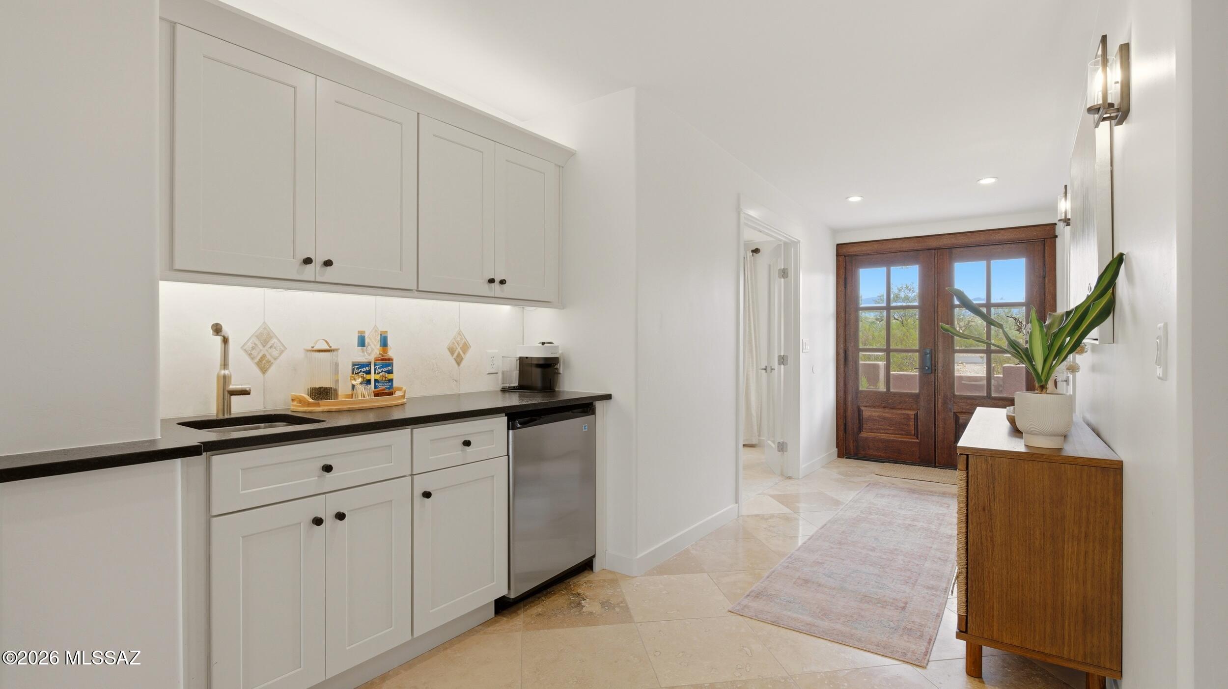 Tres Lomas (1-147) - Residential