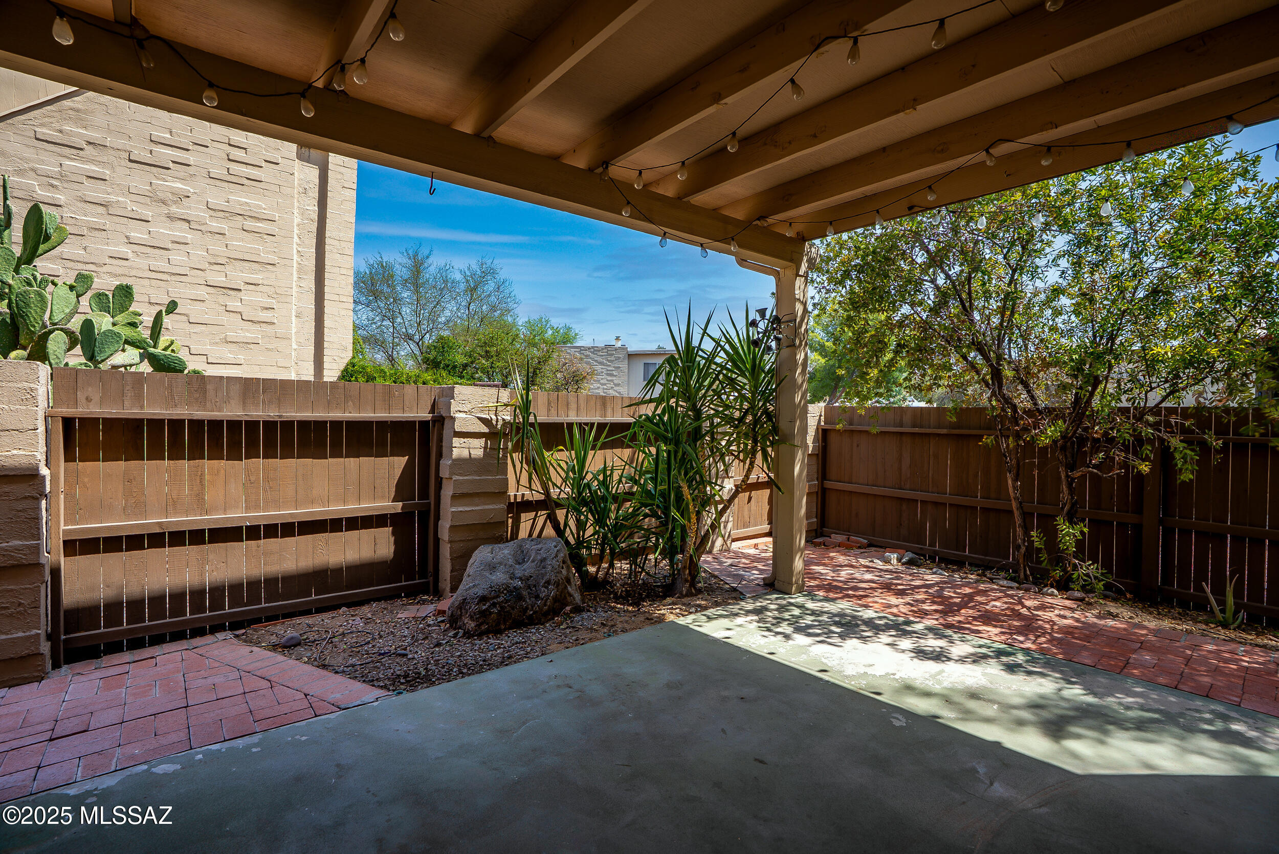 Pantano Townhomes (1-118) - Residential