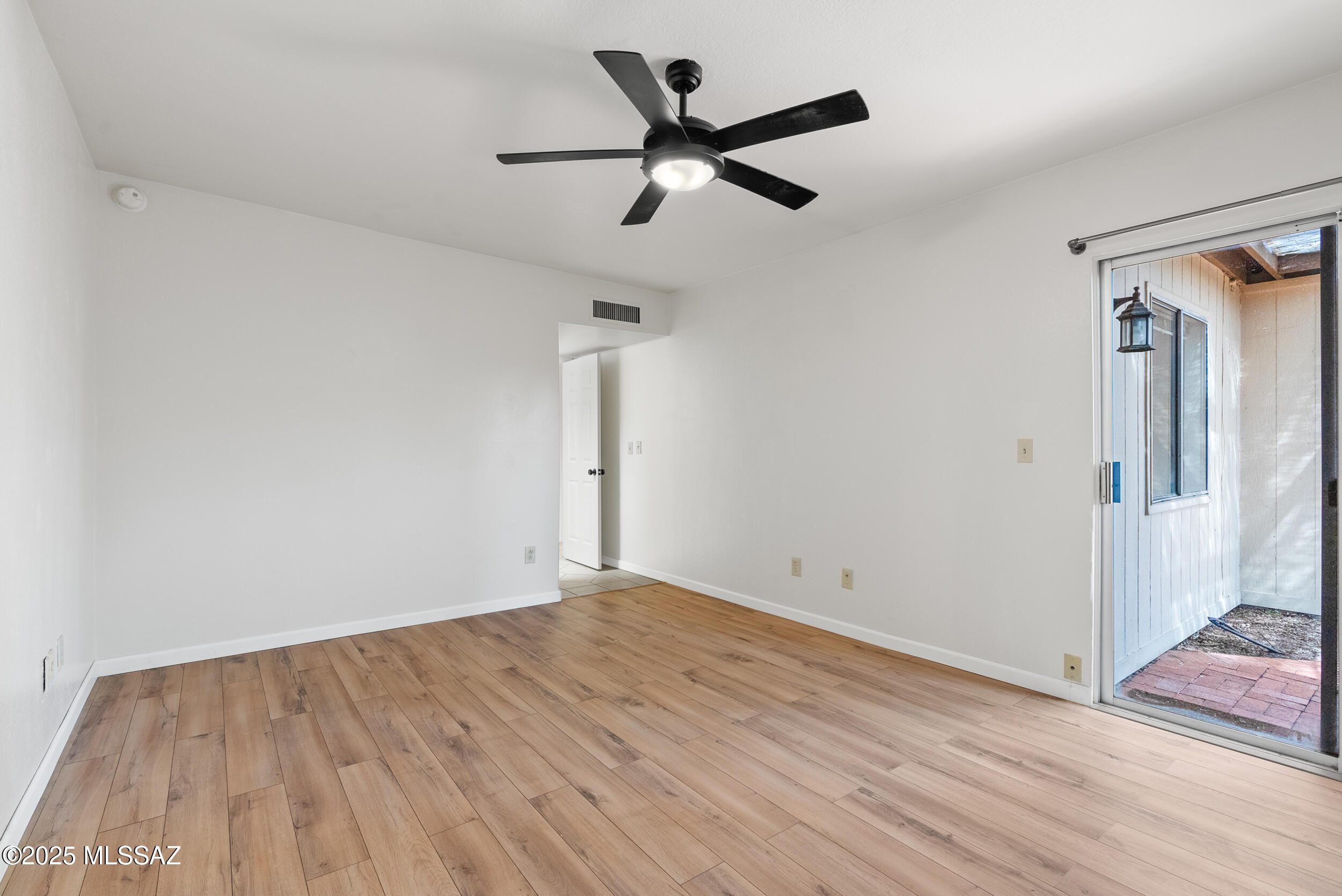 Pantano Townhomes (1-118) - Residential
