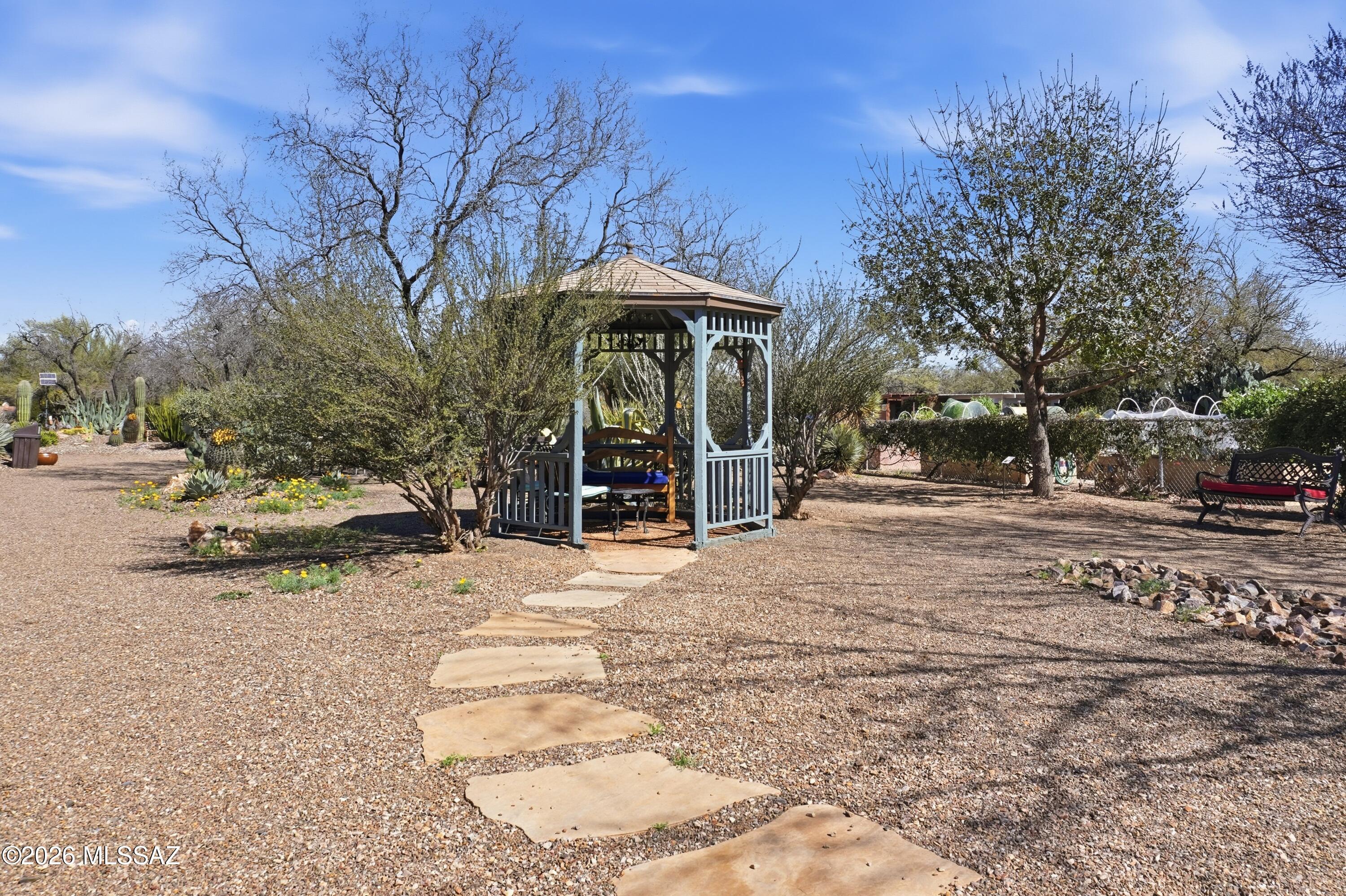 Green Valley Desert Meadows Townhouses (82-197) - Residential