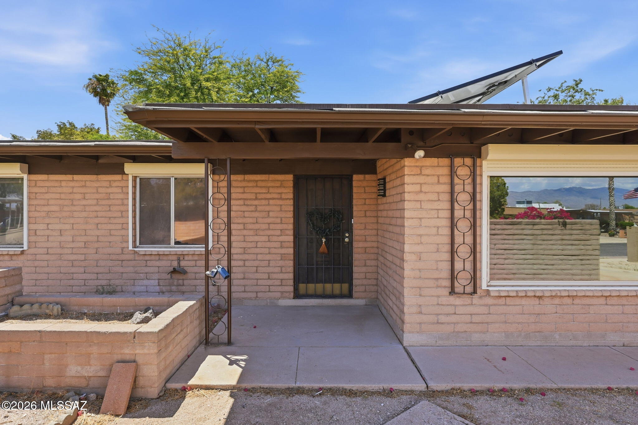 Essex Gardens East (1-44) - Residential