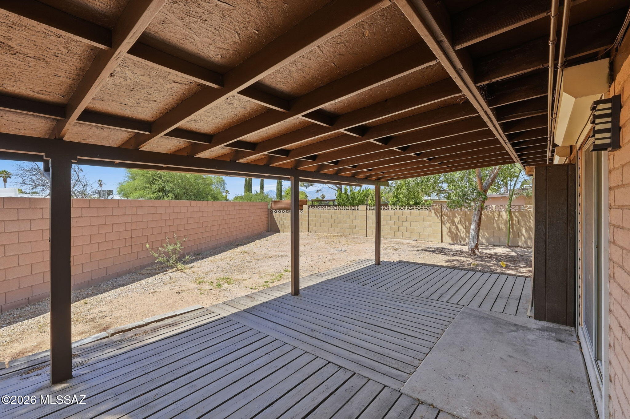 Essex Gardens East (1-44) - Residential