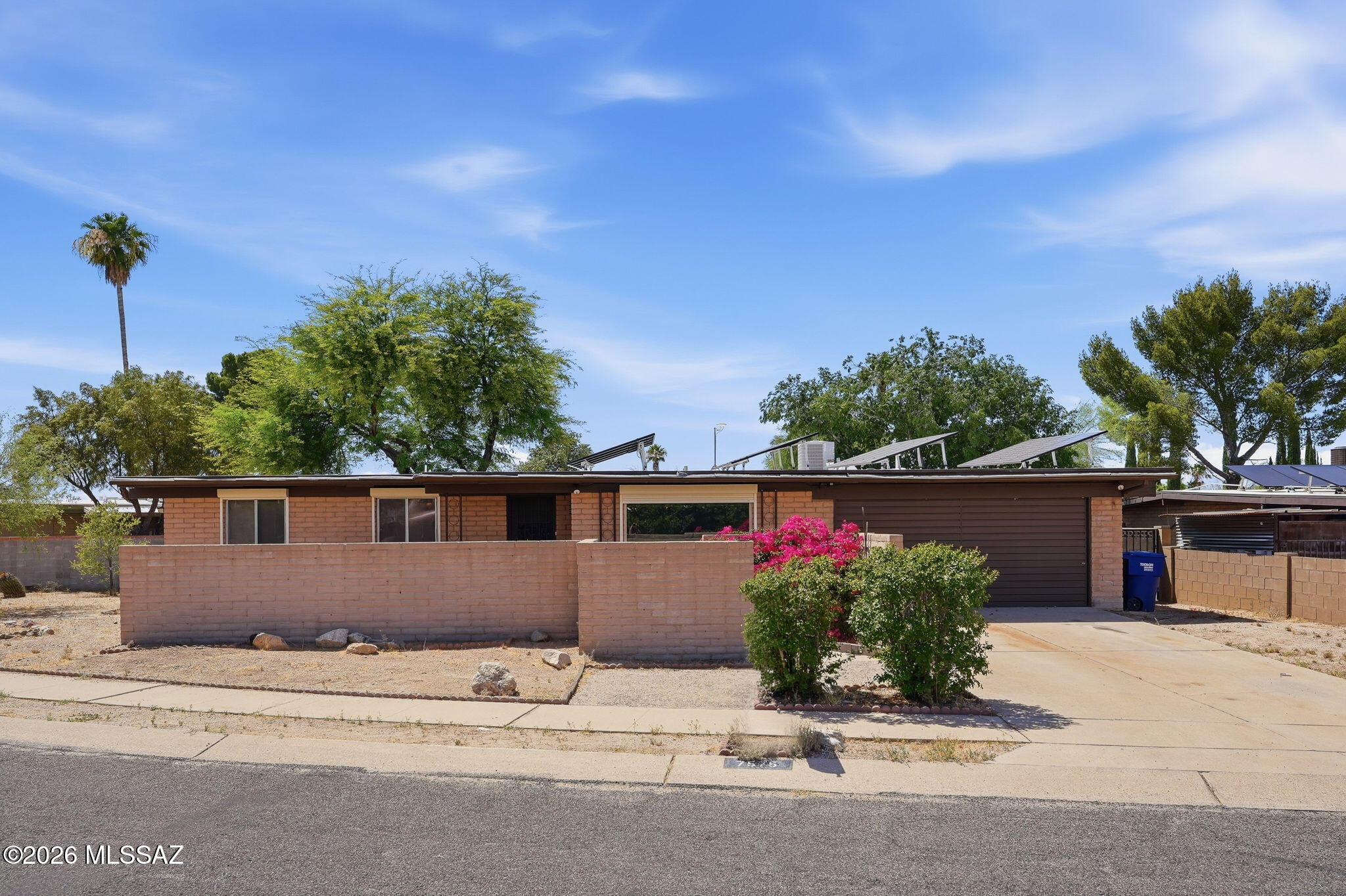 Essex Gardens East (1-44) - Residential