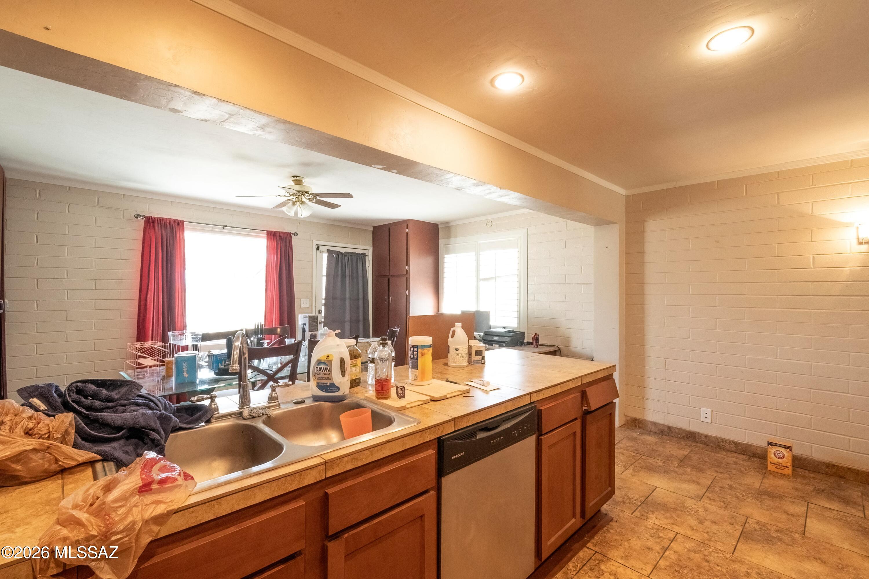 Maryvale Manor - Residential