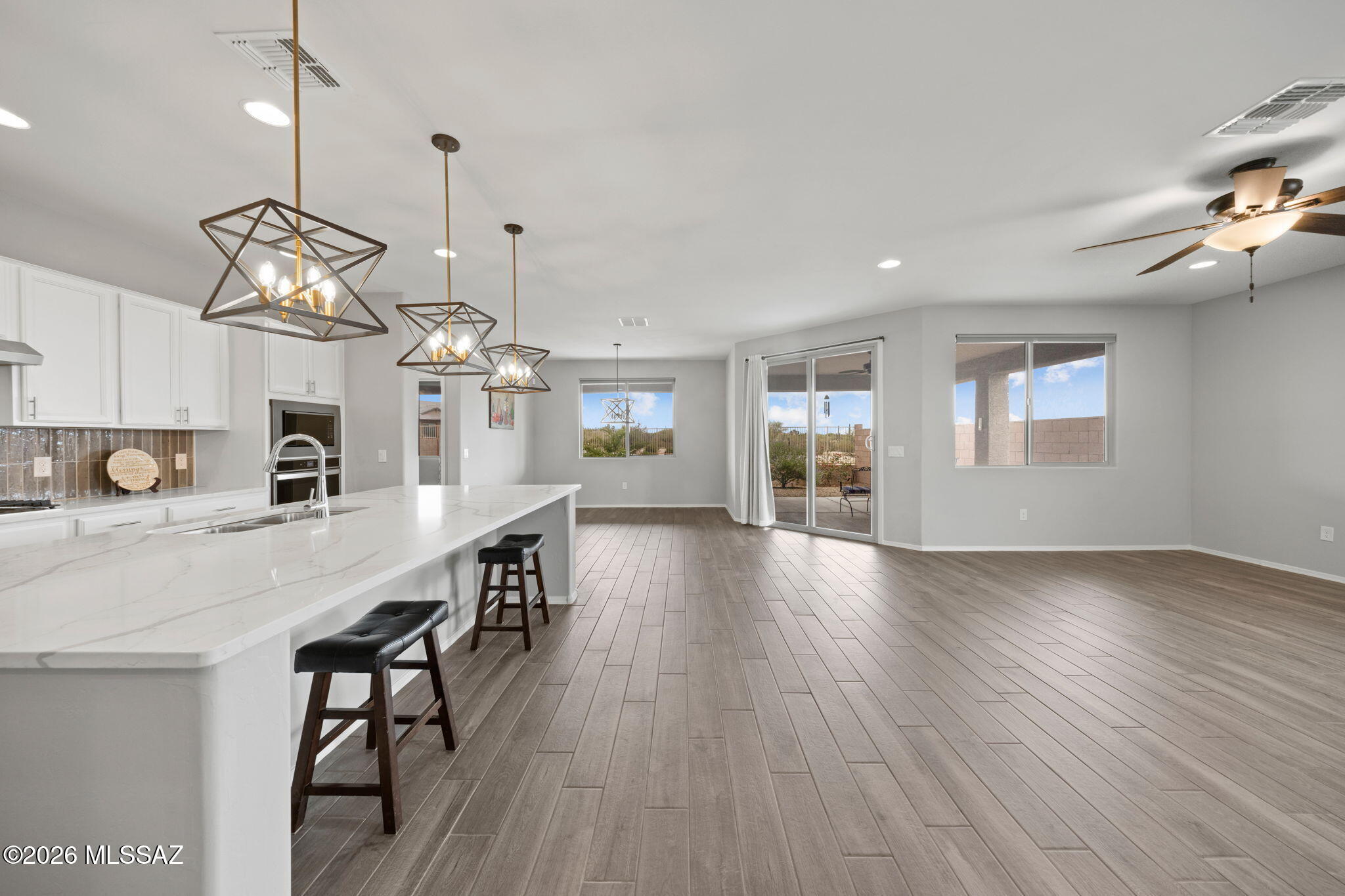 Twin Peaks and Lambert Lane - Residential