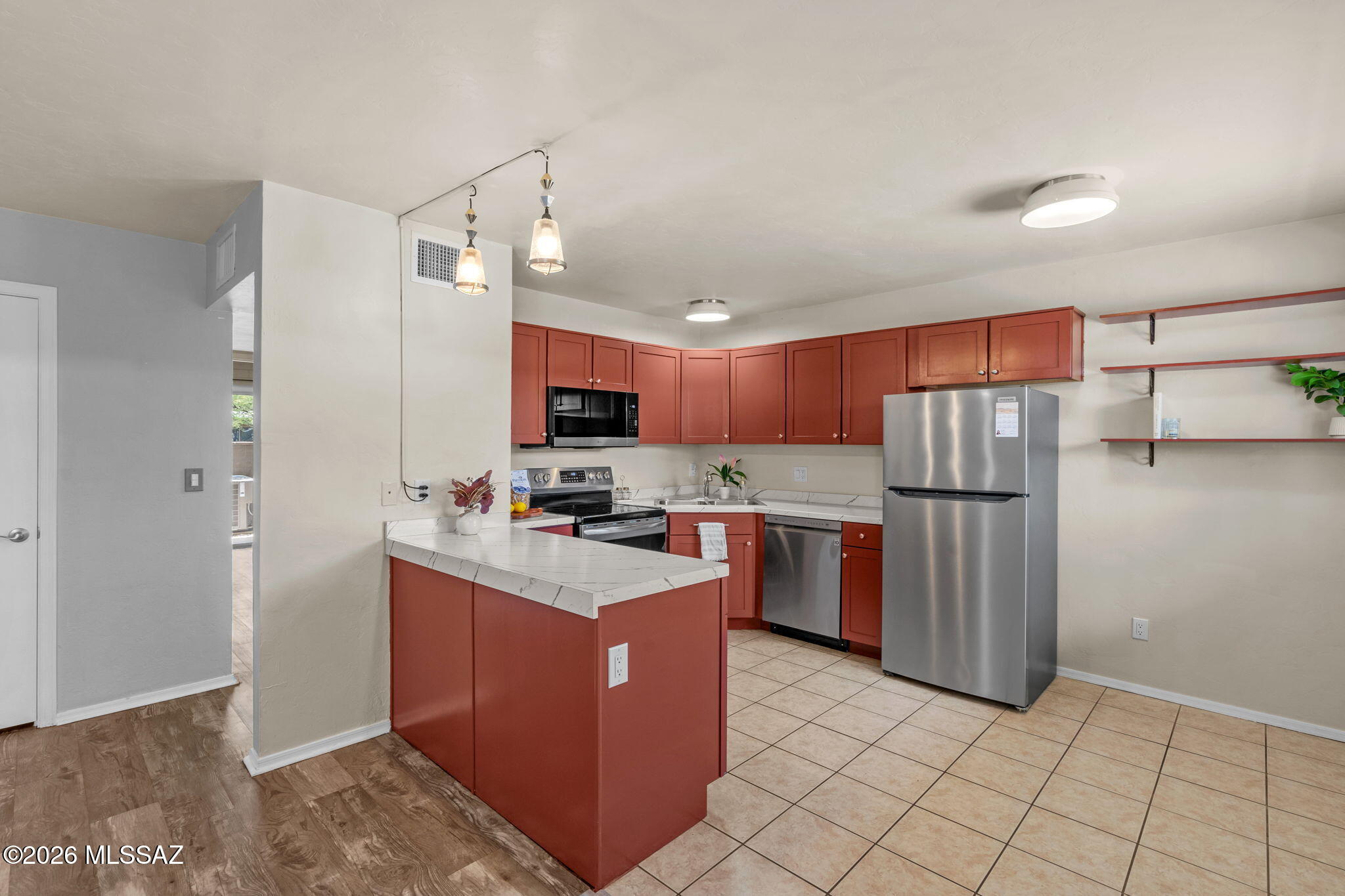 Columbus Park Condominiums (1-60) - Residential