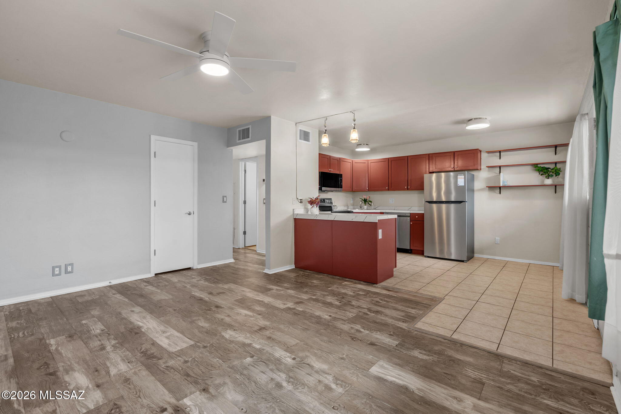 Columbus Park Condominiums (1-60) - Residential