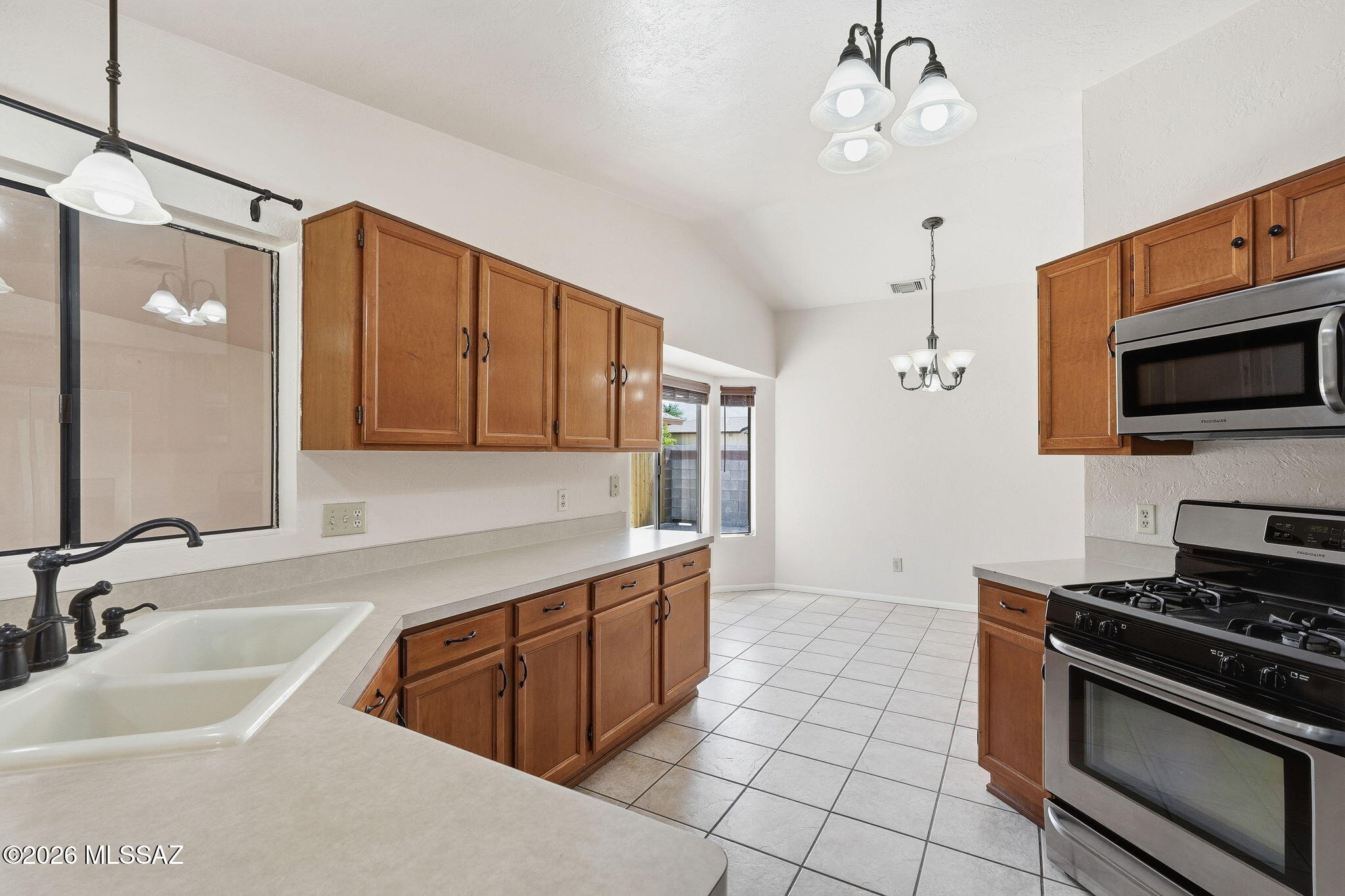 Meadowbrook (208-269) - Residential