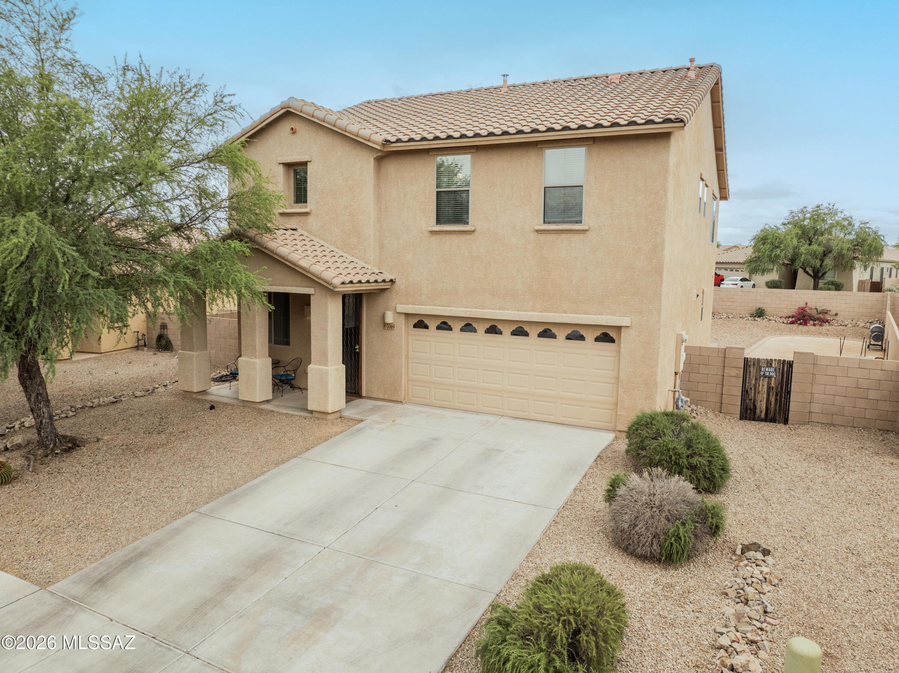 Beautiful 4 bed, 3 bath home located in the Star Valley Community. Built in 2010, this spacious home features 2 living rooms, an open kitchen with stainless steel appliances and granite countertops, plus a convenient downstairs bathroom. Enjoy the professionally landscaped backyard with pavers and a covered patio. Community amenities include a large park with walking paths, basketball and tennis courts, soccer field, playground, dog park and breathtaking sunset views.