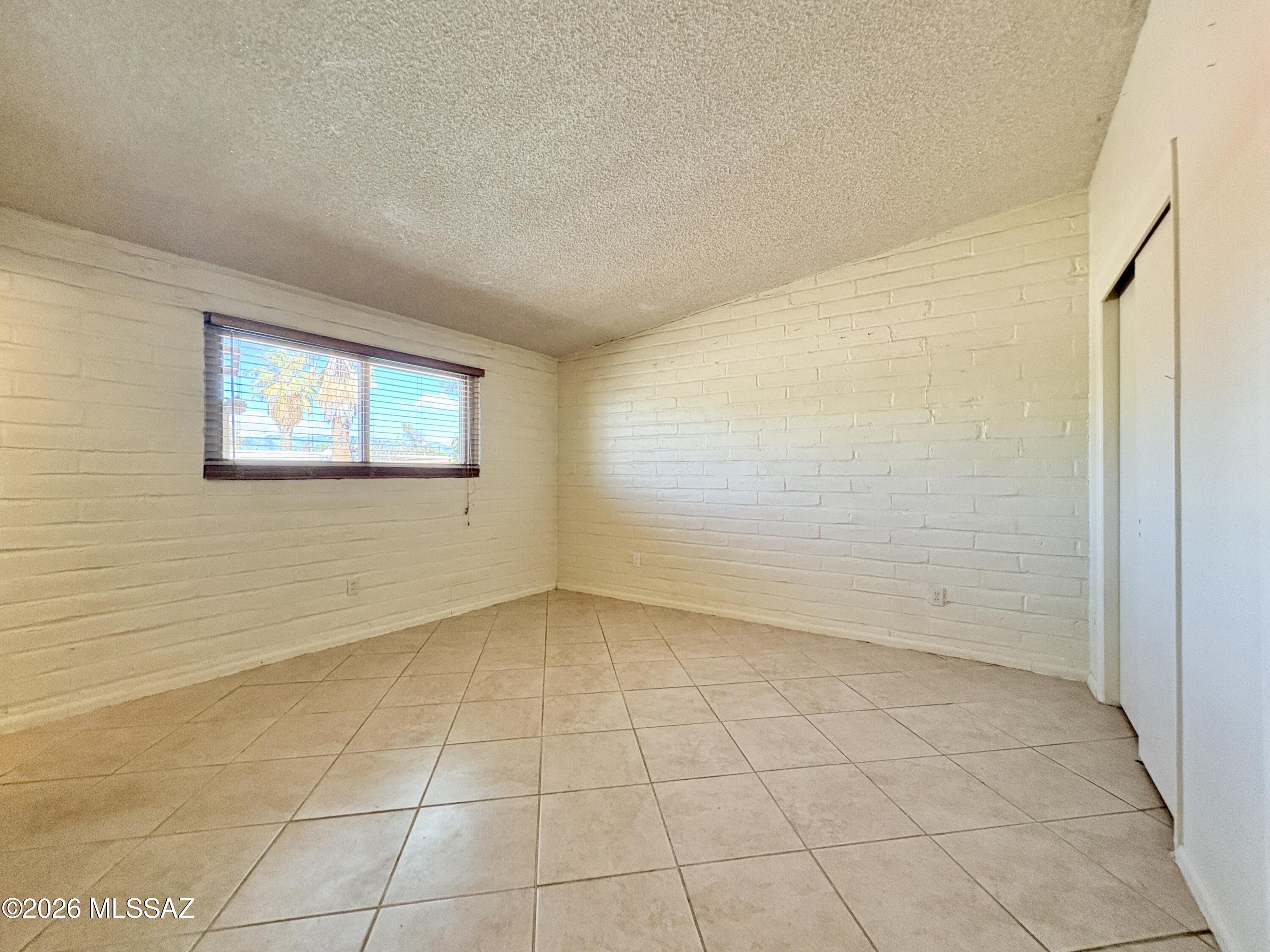 Manana Grande - Residential