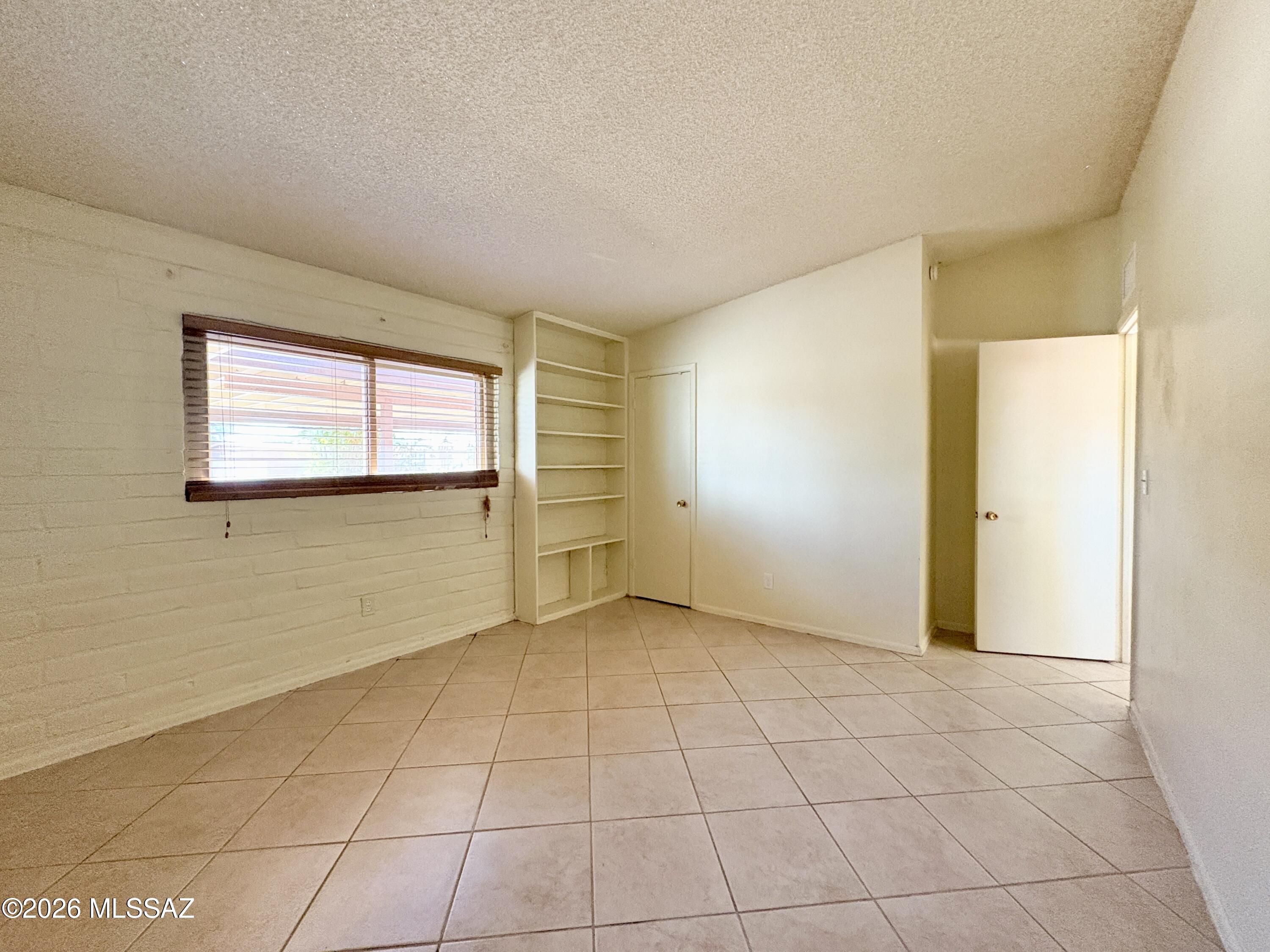 Manana Grande - Residential