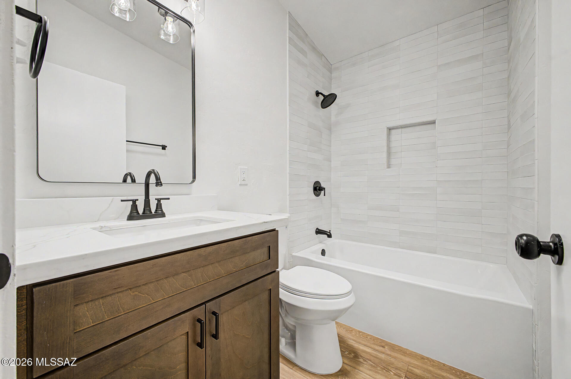 Kingston Knolls Terrace - Residential