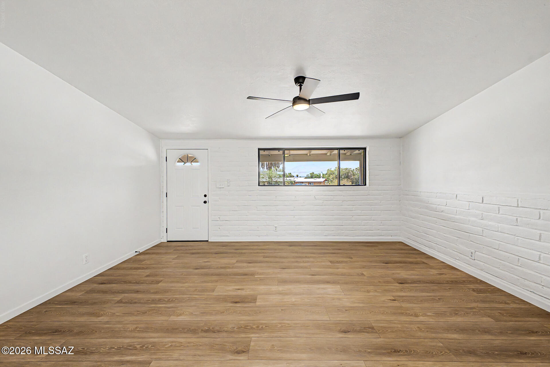 Kingston Knolls Terrace - Residential