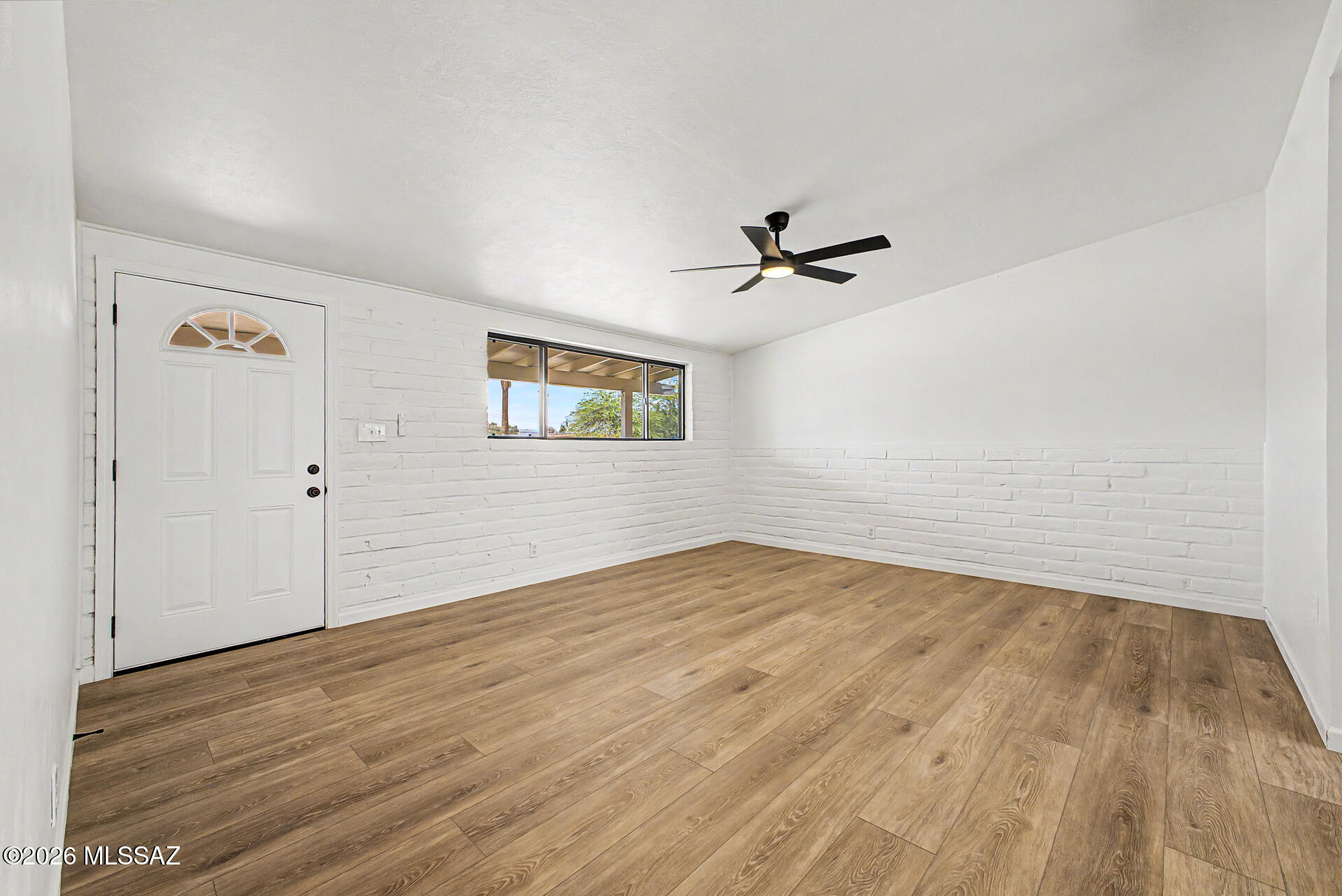 Kingston Knolls Terrace - Residential