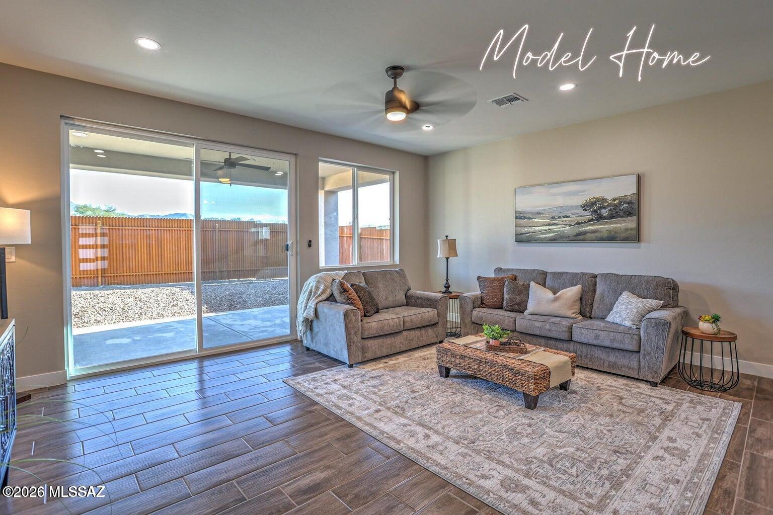 New Tucson Unit NO. 4 (1-203) - Residential