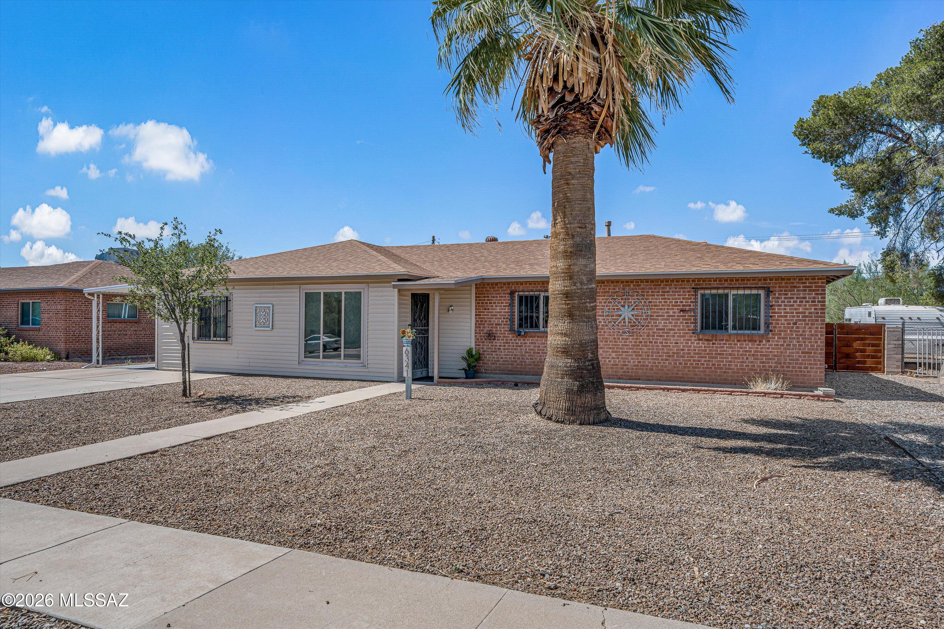 Manana Vista - Residential