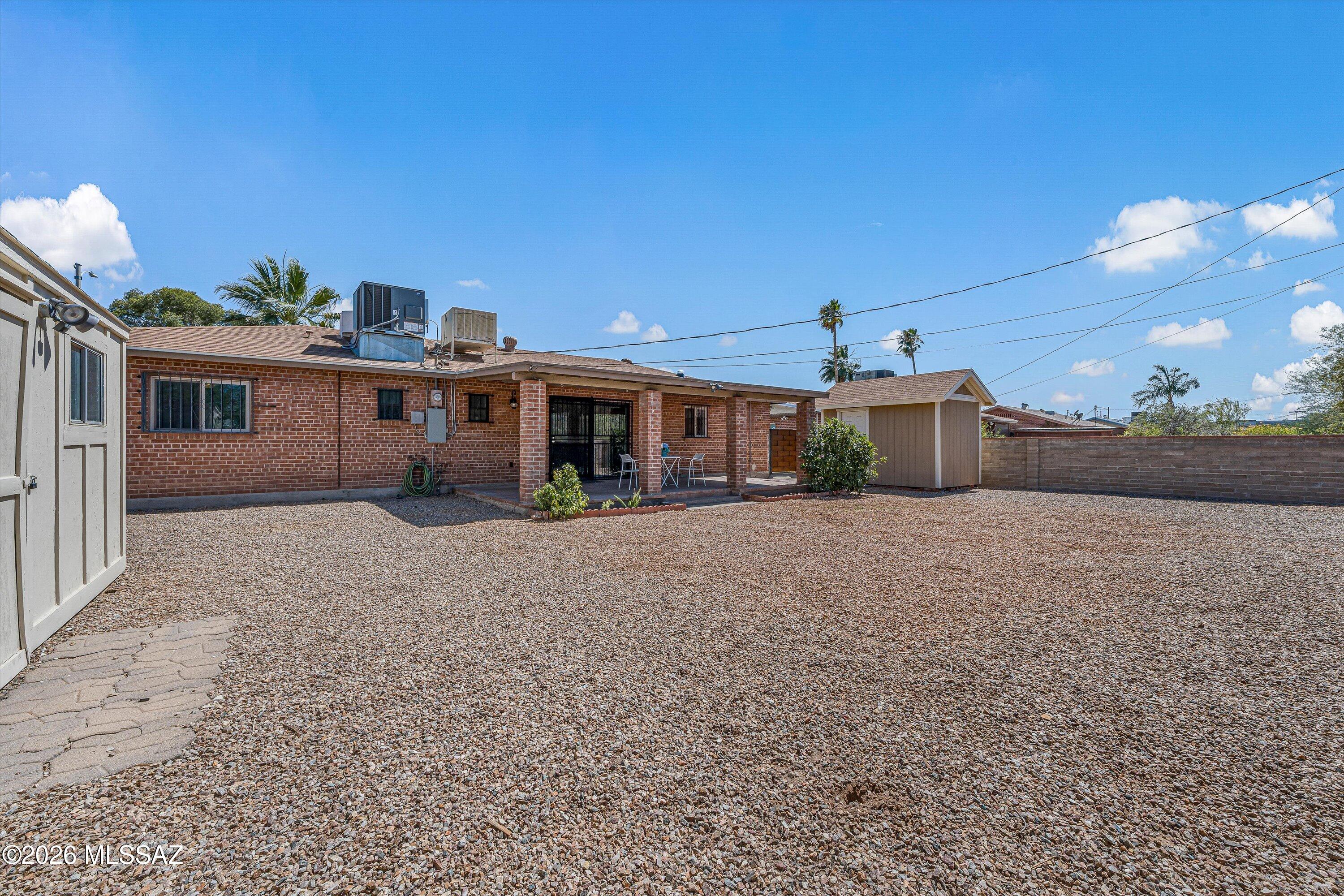 Manana Vista - Residential