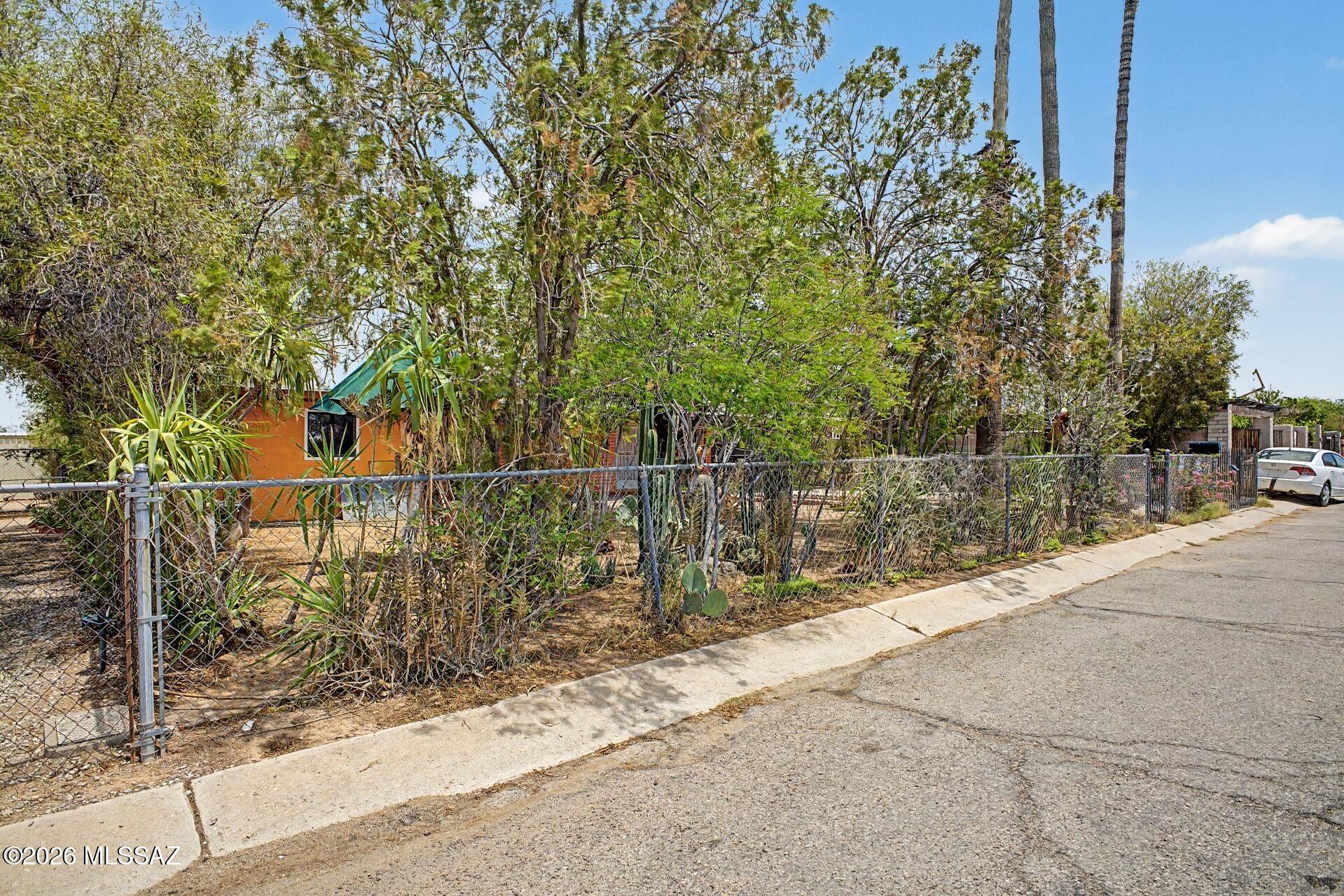 South Manor - Residential