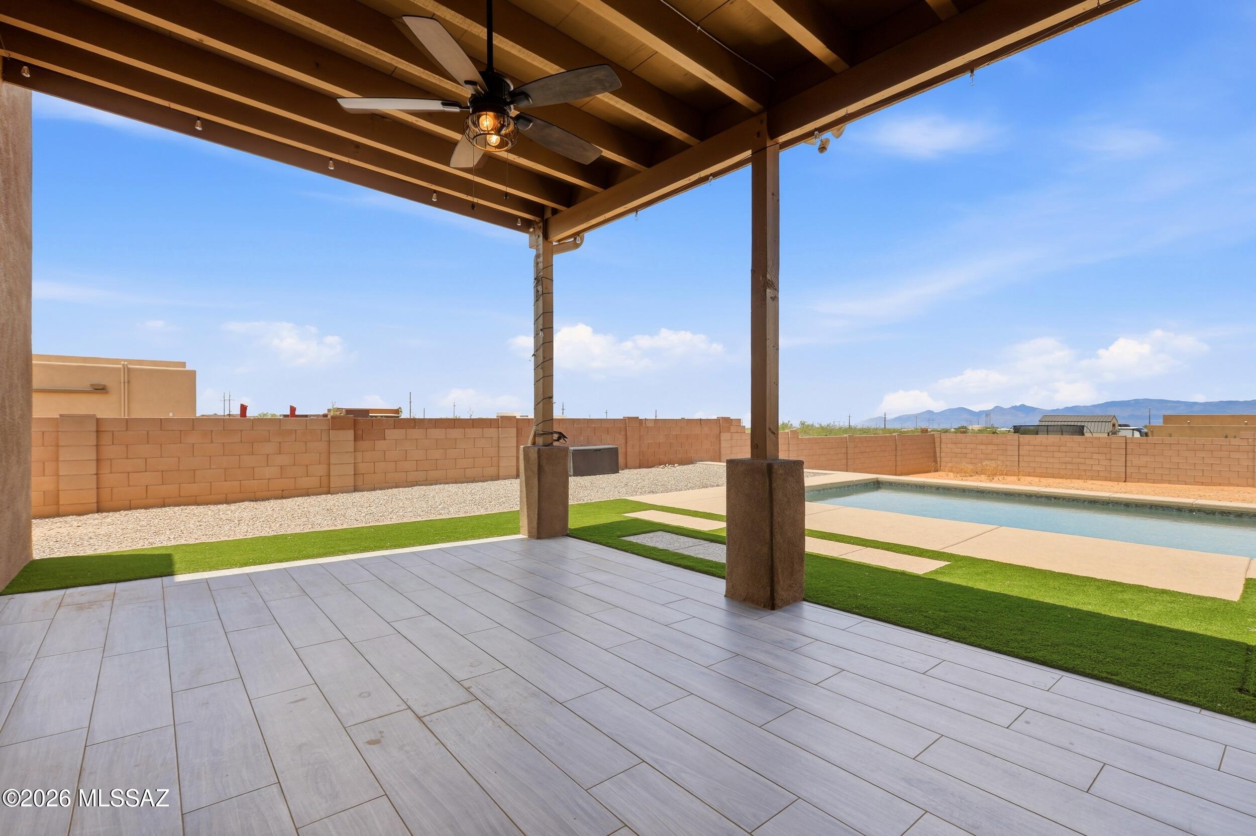 Whetstones Shadows - Residential
