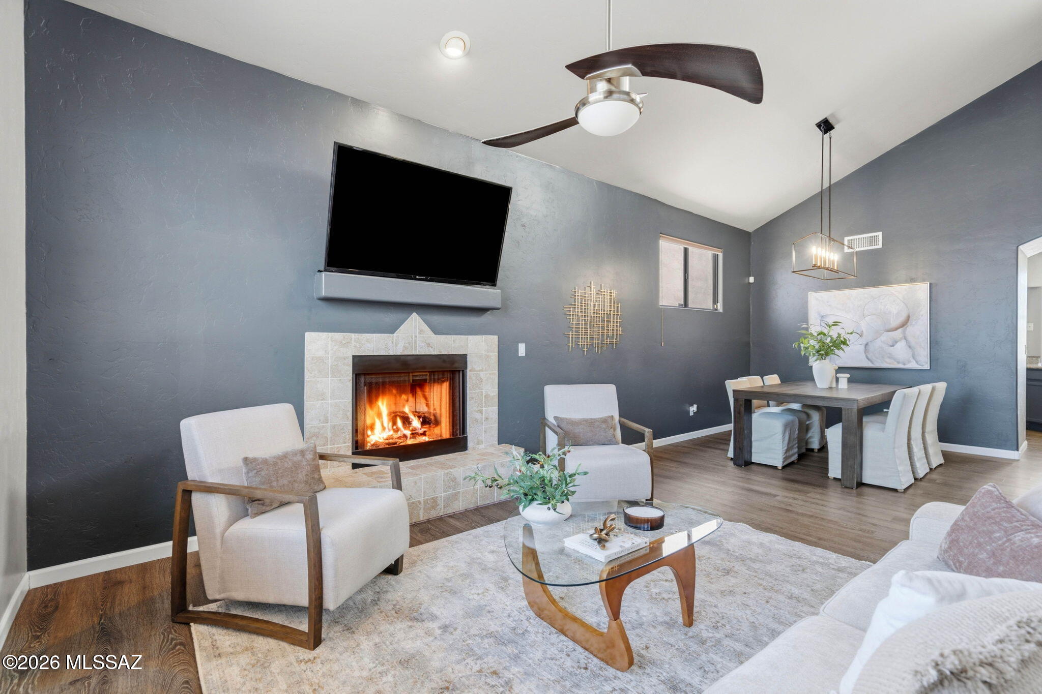 Hills On La Canada (The) - Residential