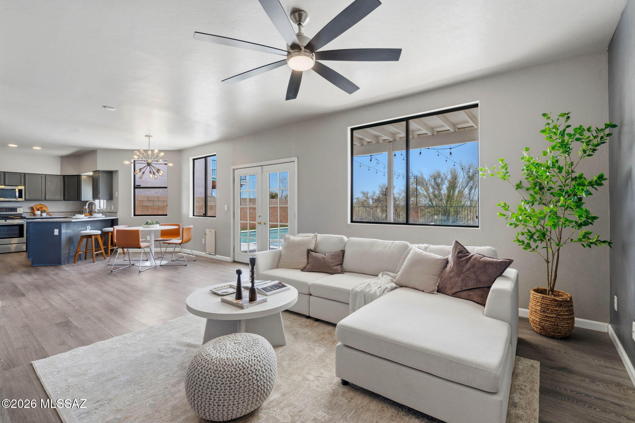 Hills On La Canada (The) - Residential