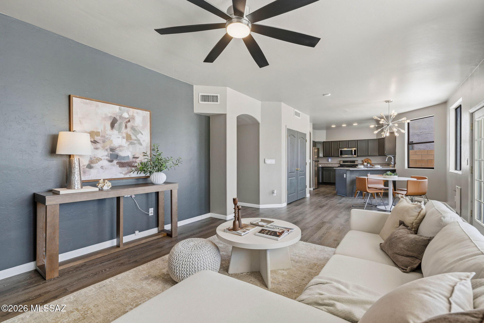 Hills On La Canada (The) - Residential