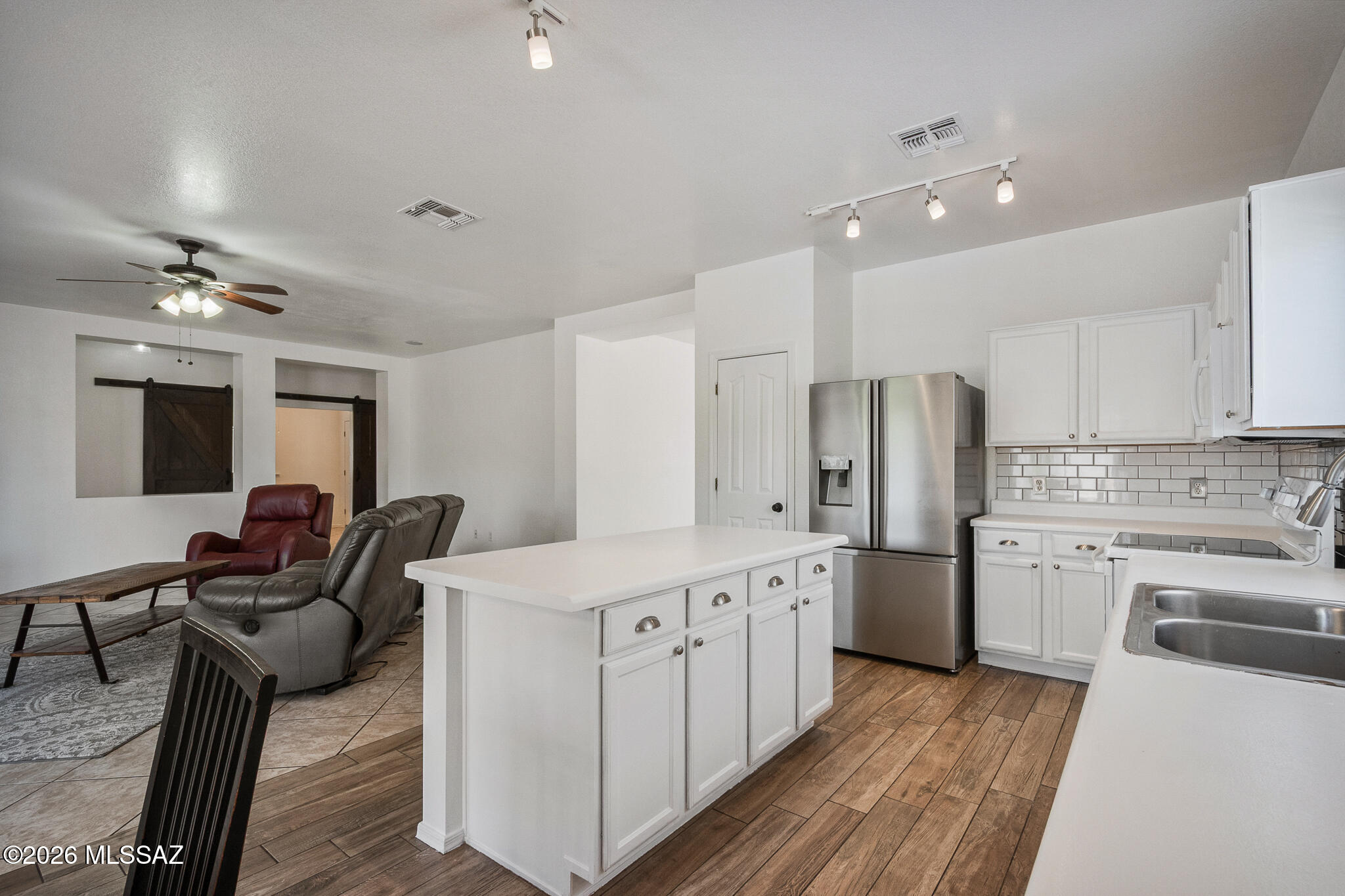 Arizona La Victoria (1-131) - Residential
