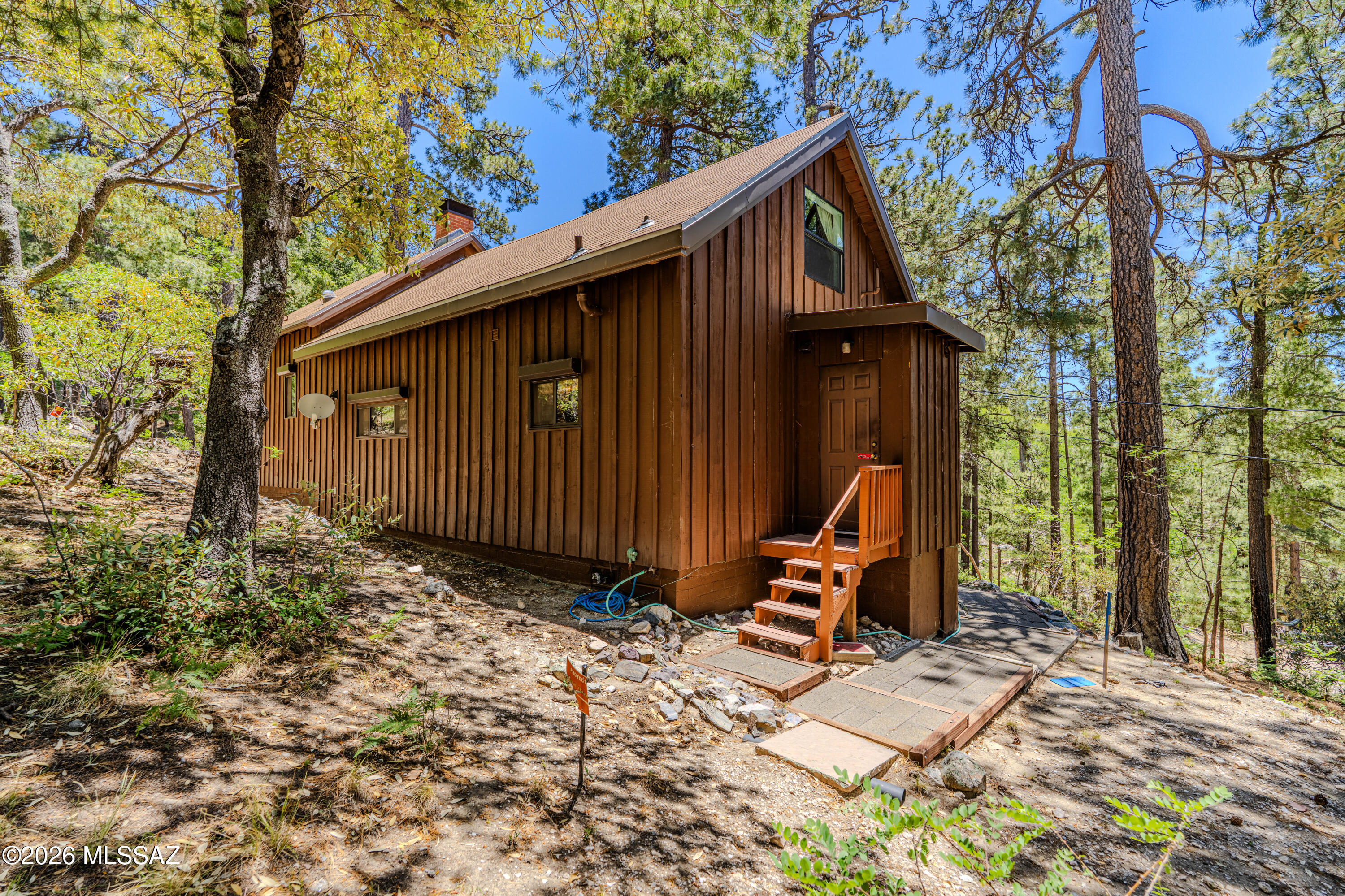 Loma Sabino Pines - Residential