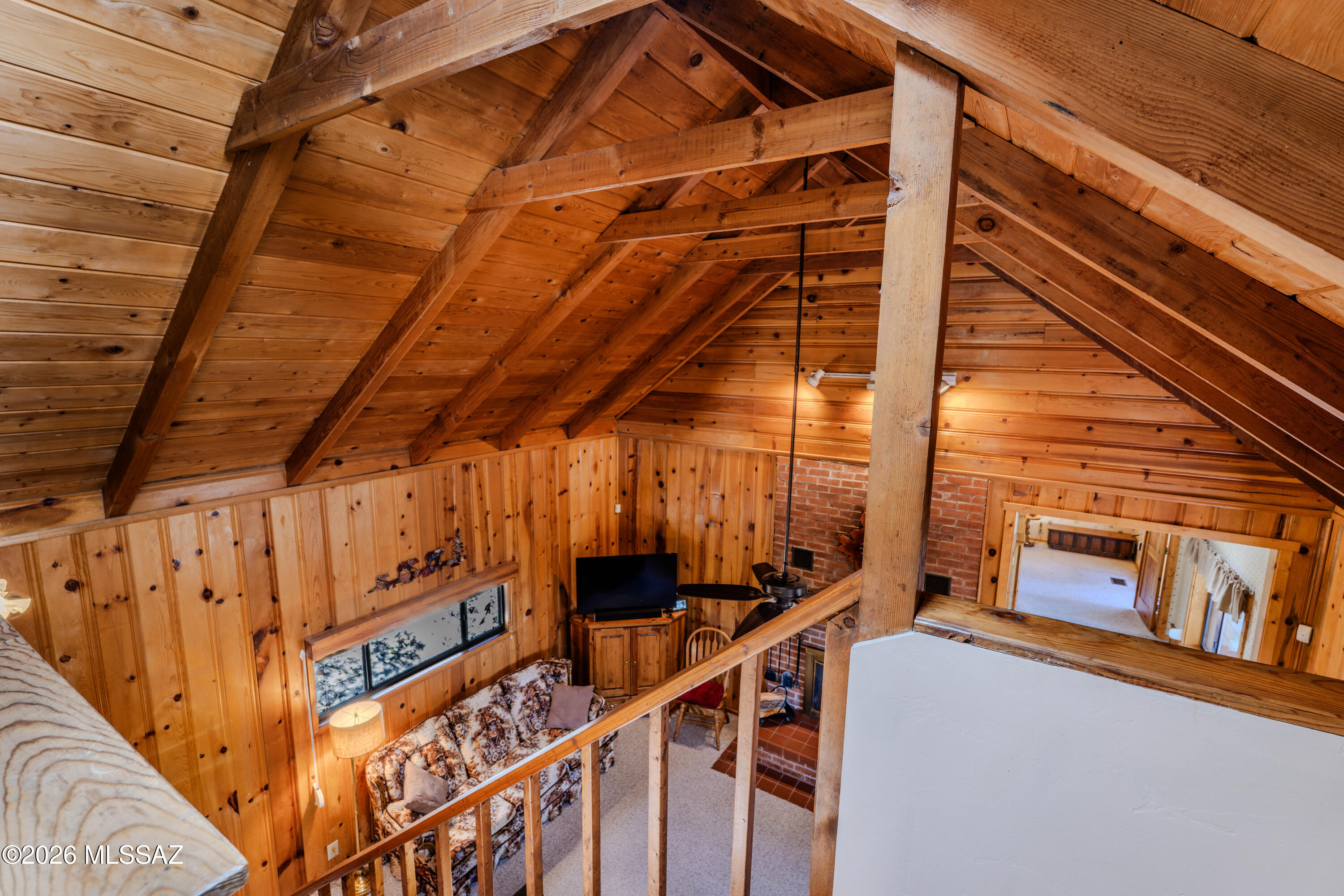 Loma Sabino Pines - Residential