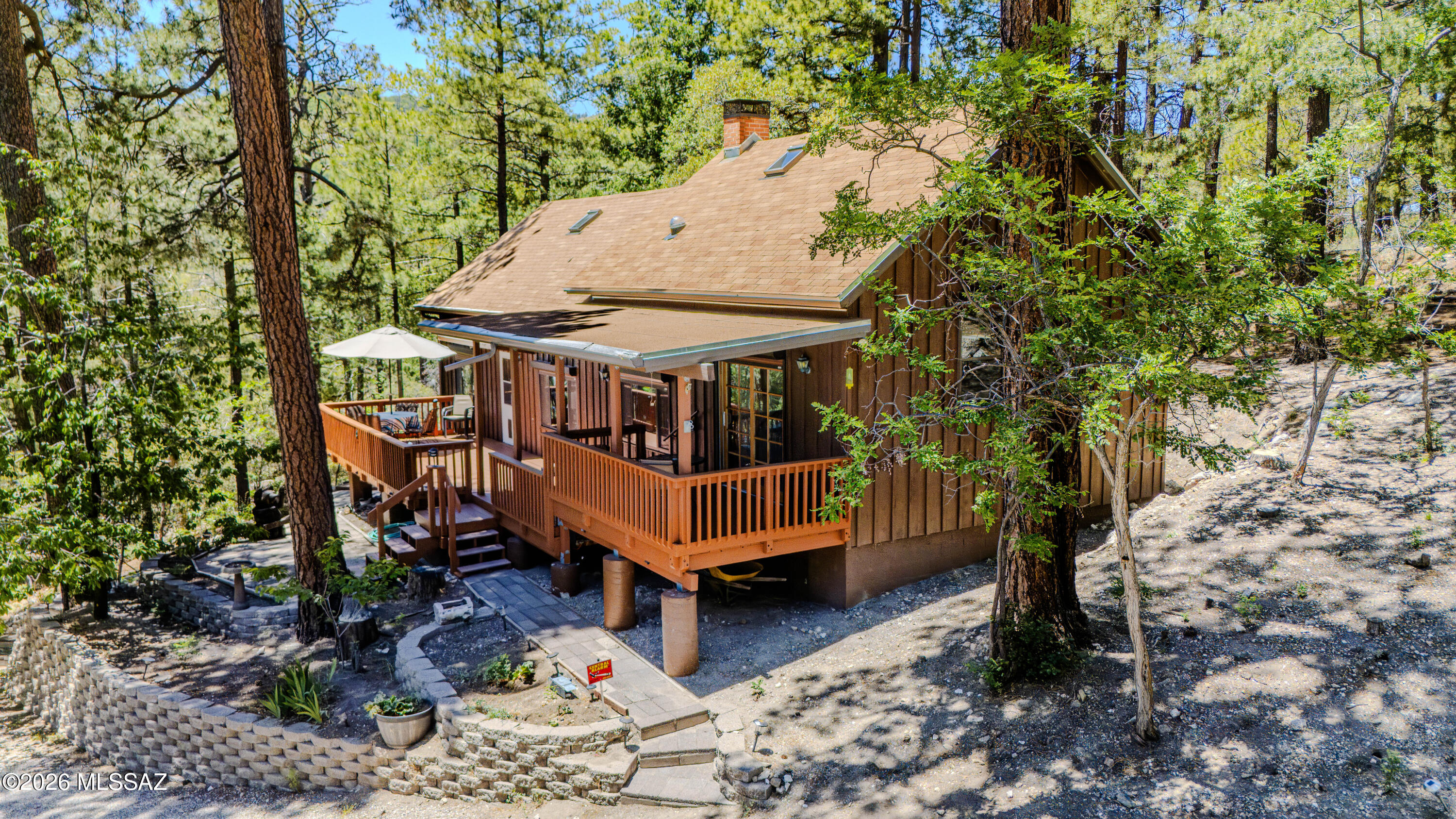 Loma Sabino Pines - Residential