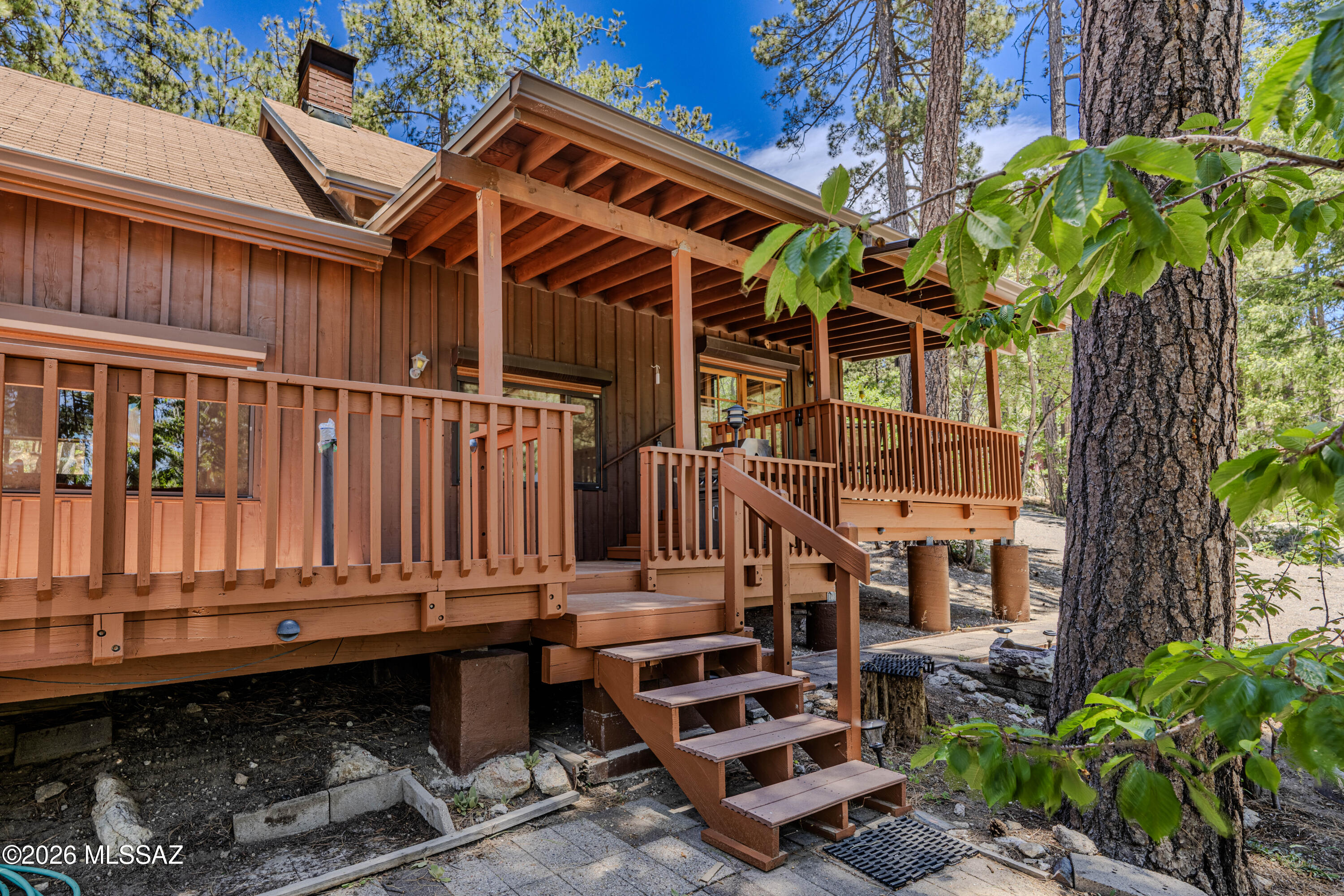 Loma Sabino Pines - Residential