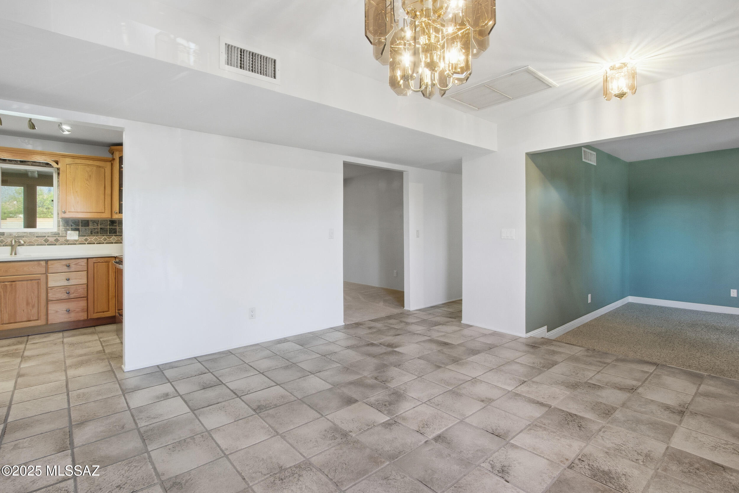 Tres Lomas North (1-135) - Residential