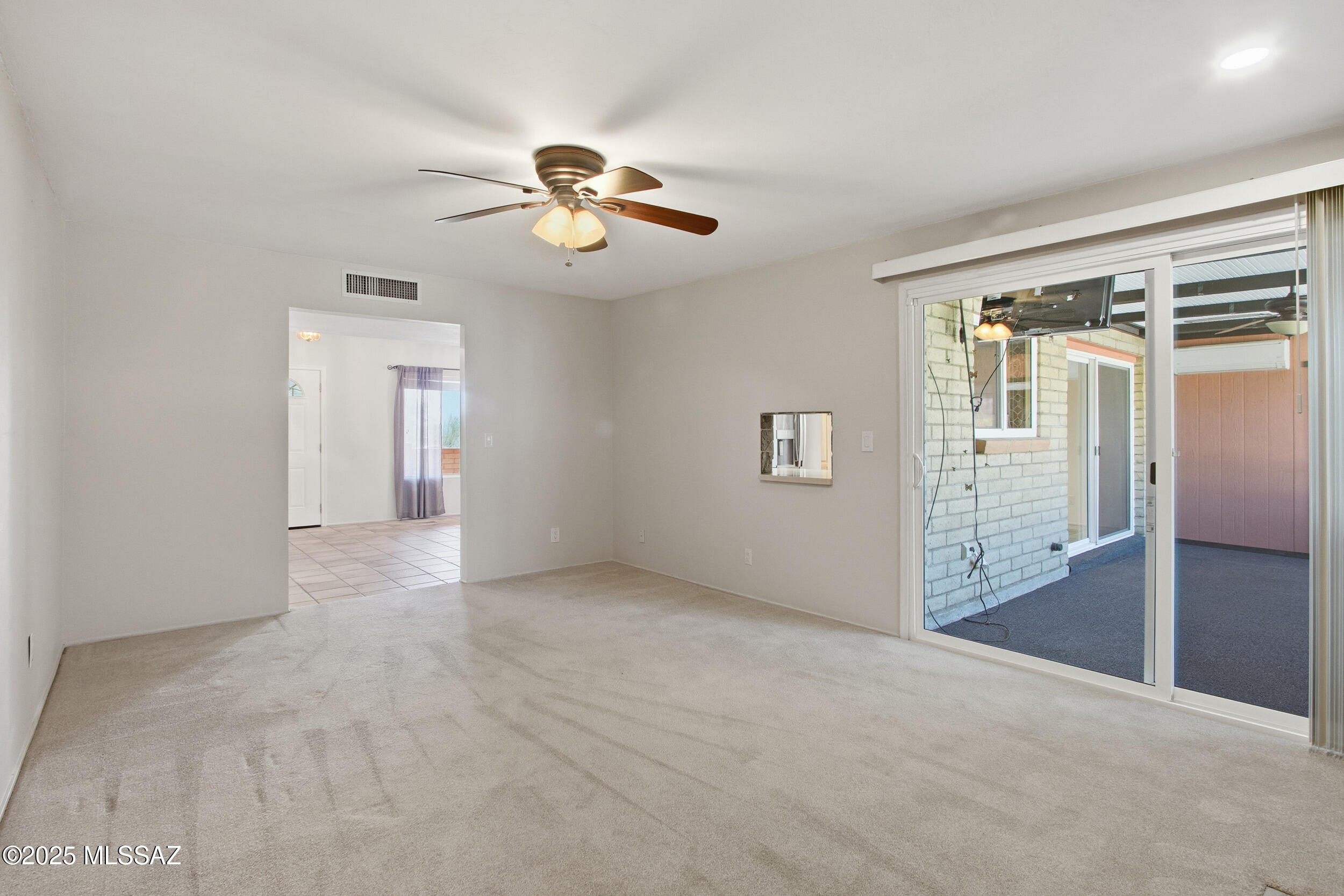 Tres Lomas North (1-135) - Residential