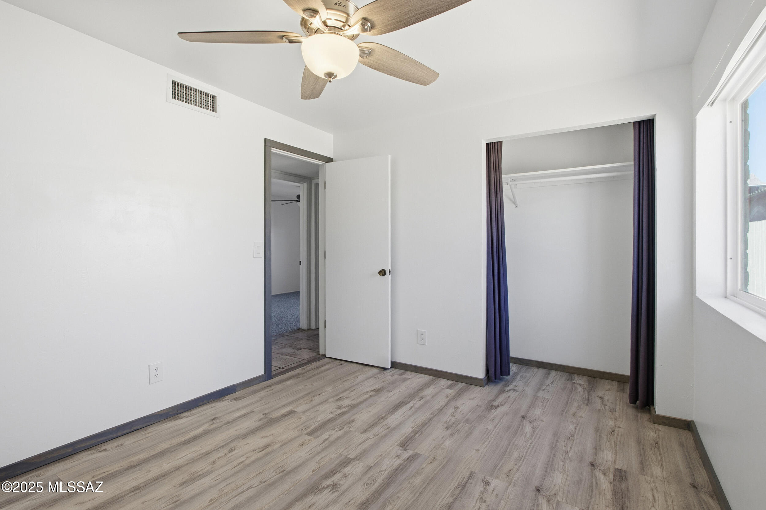 Tres Lomas North (1-135) - Residential