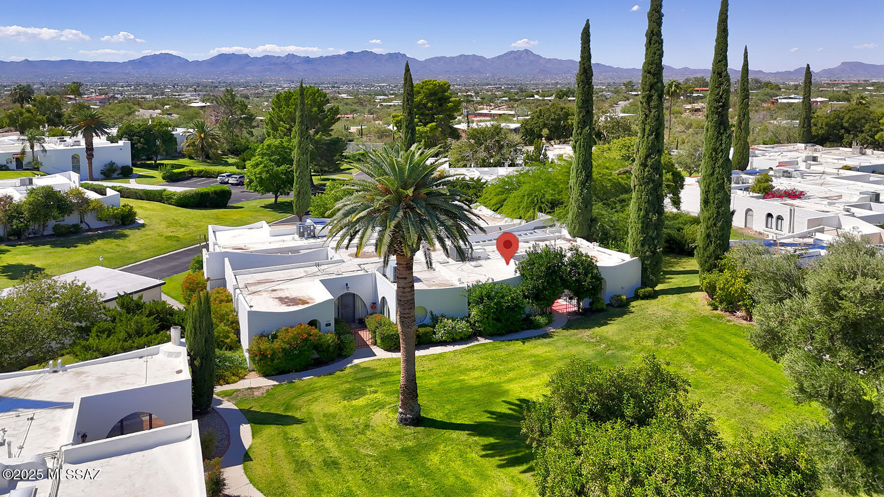 Las Lomitas (1) - Residential