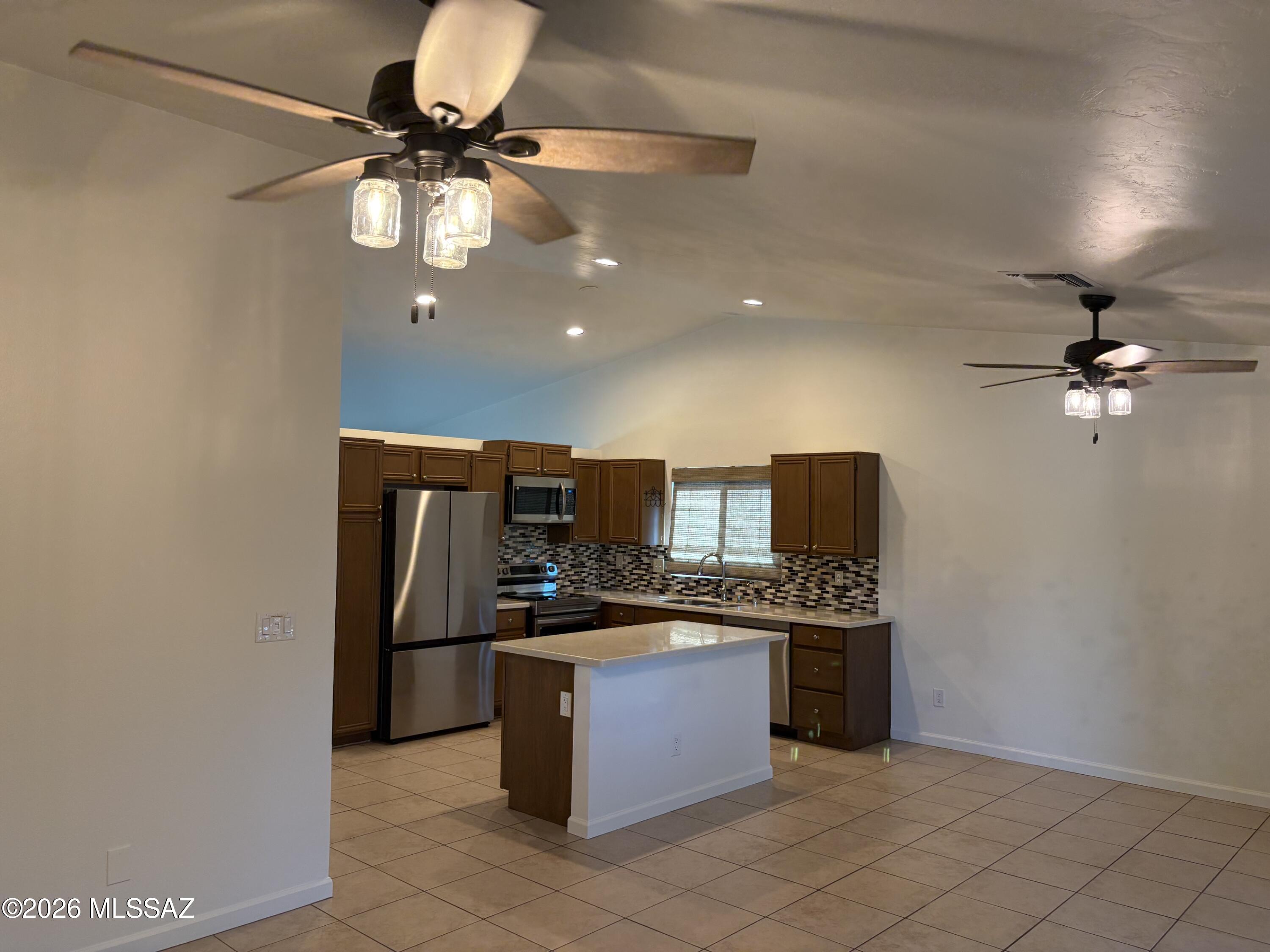 Sunset Point (112-267) - Residential Lease