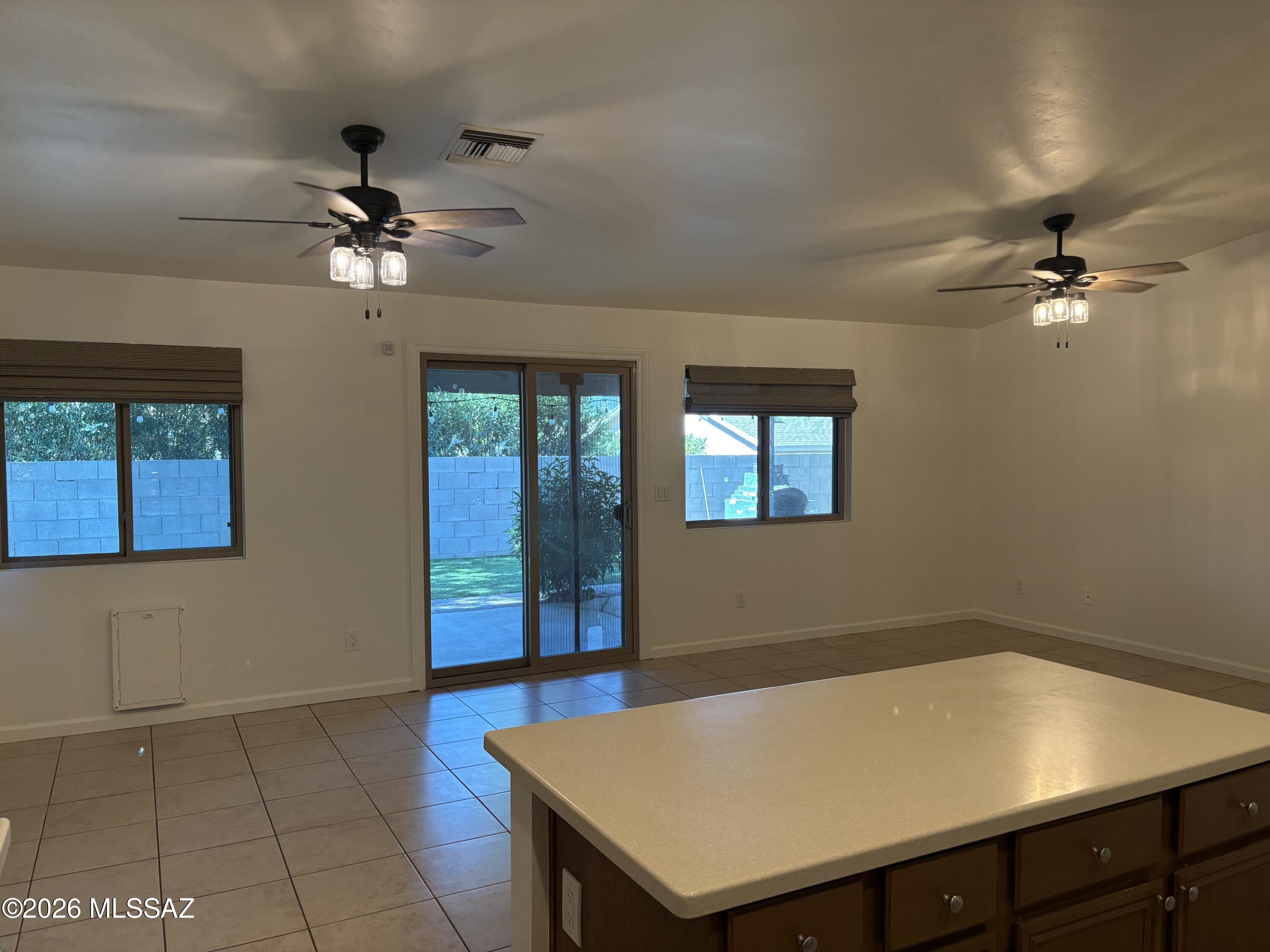 Sunset Point (112-267) - Residential Lease