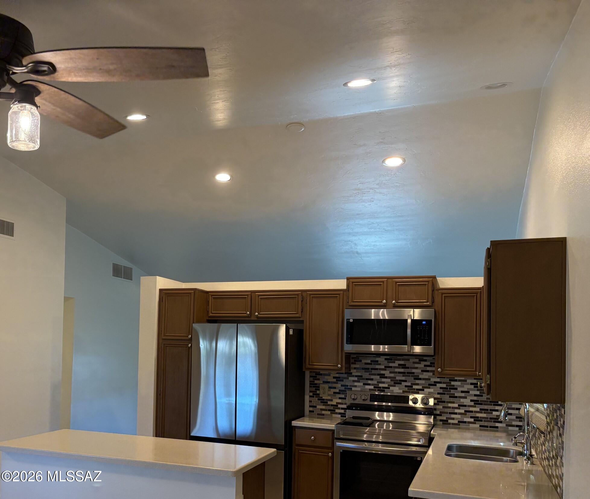 Sunset Point (112-267) - Residential Lease