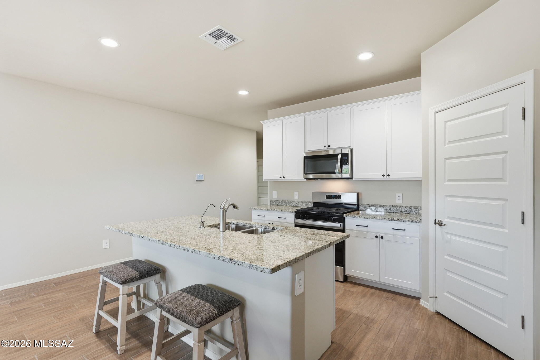 Saguaro Bloom 7B - Residential