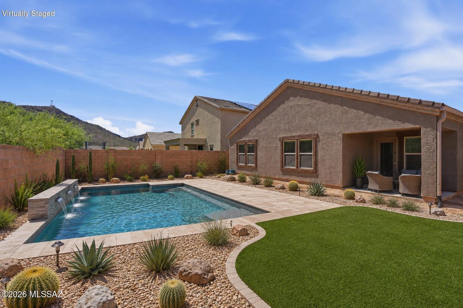 Saguaro Bloom 7B - Residential