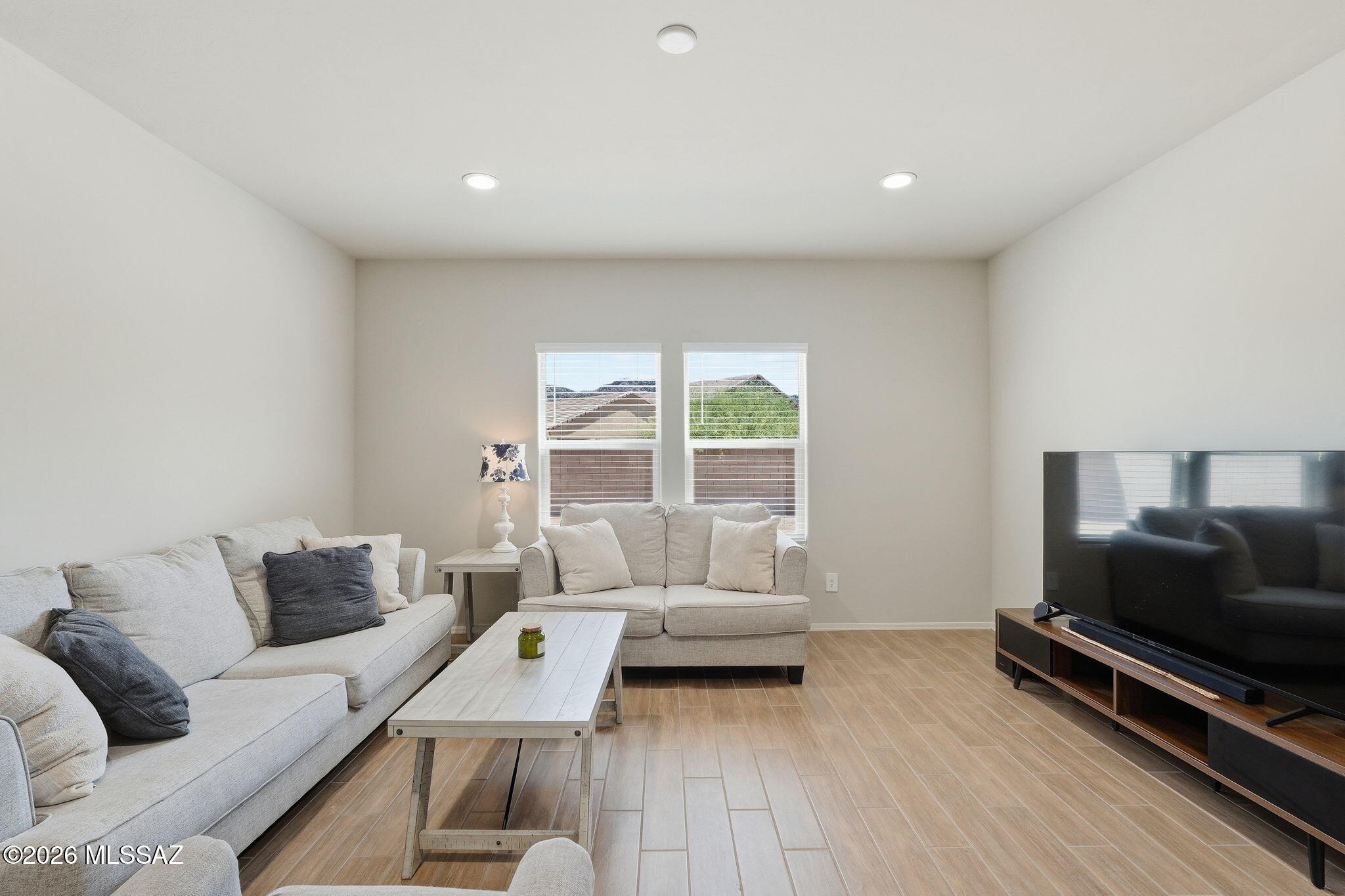 Saguaro Bloom 7B - Residential