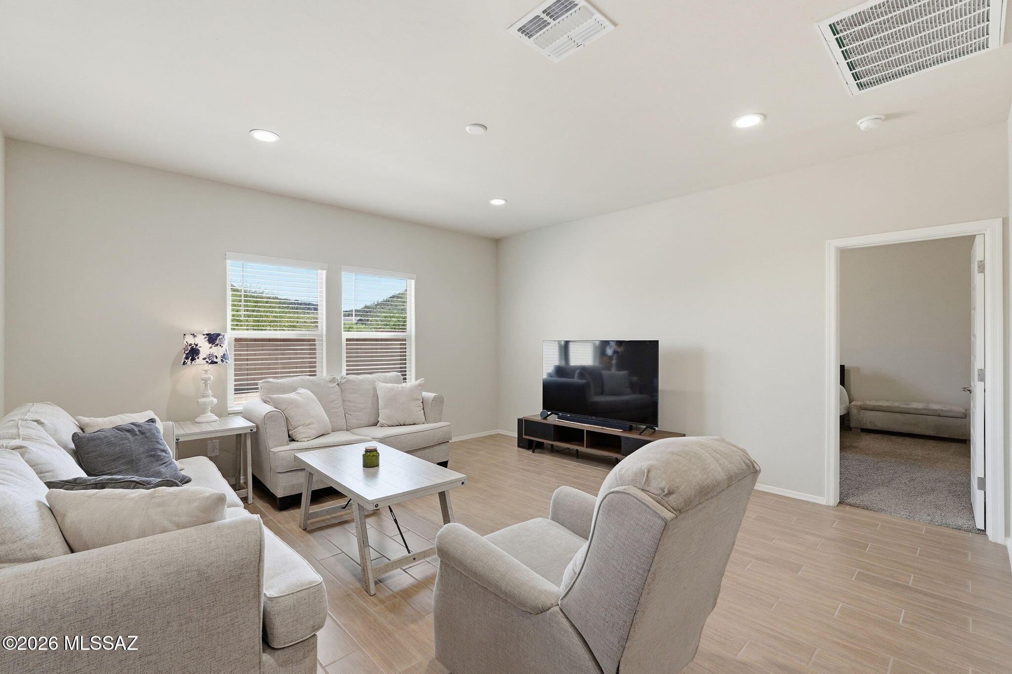Saguaro Bloom 7B - Residential