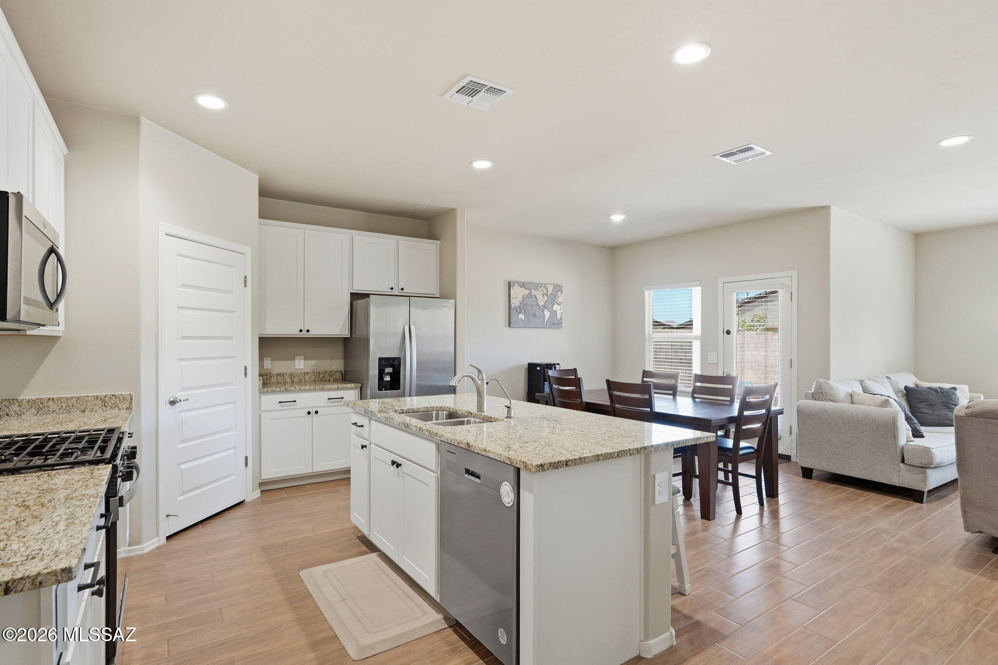 Saguaro Bloom 7B - Residential