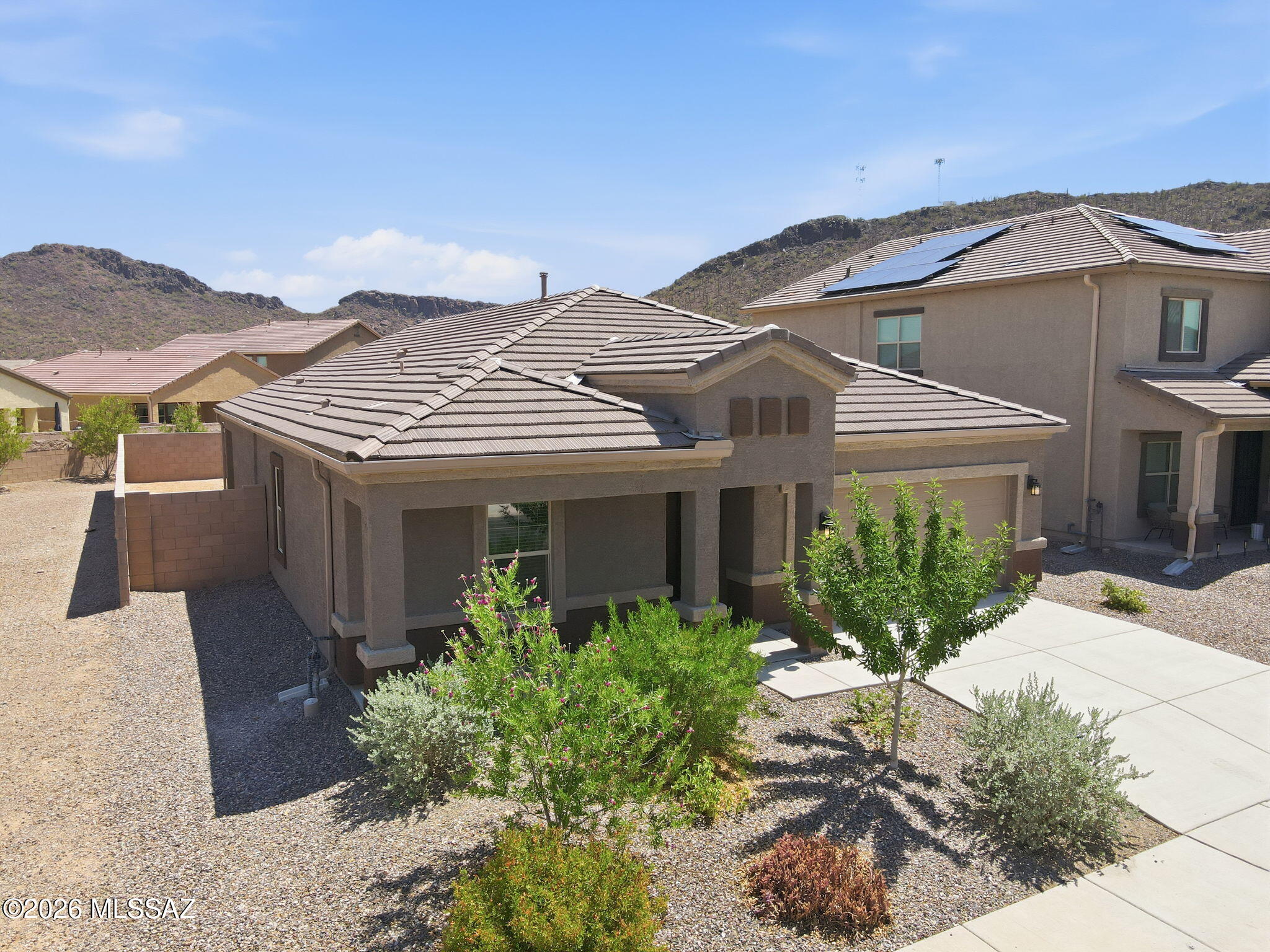 Saguaro Bloom 7B - Residential