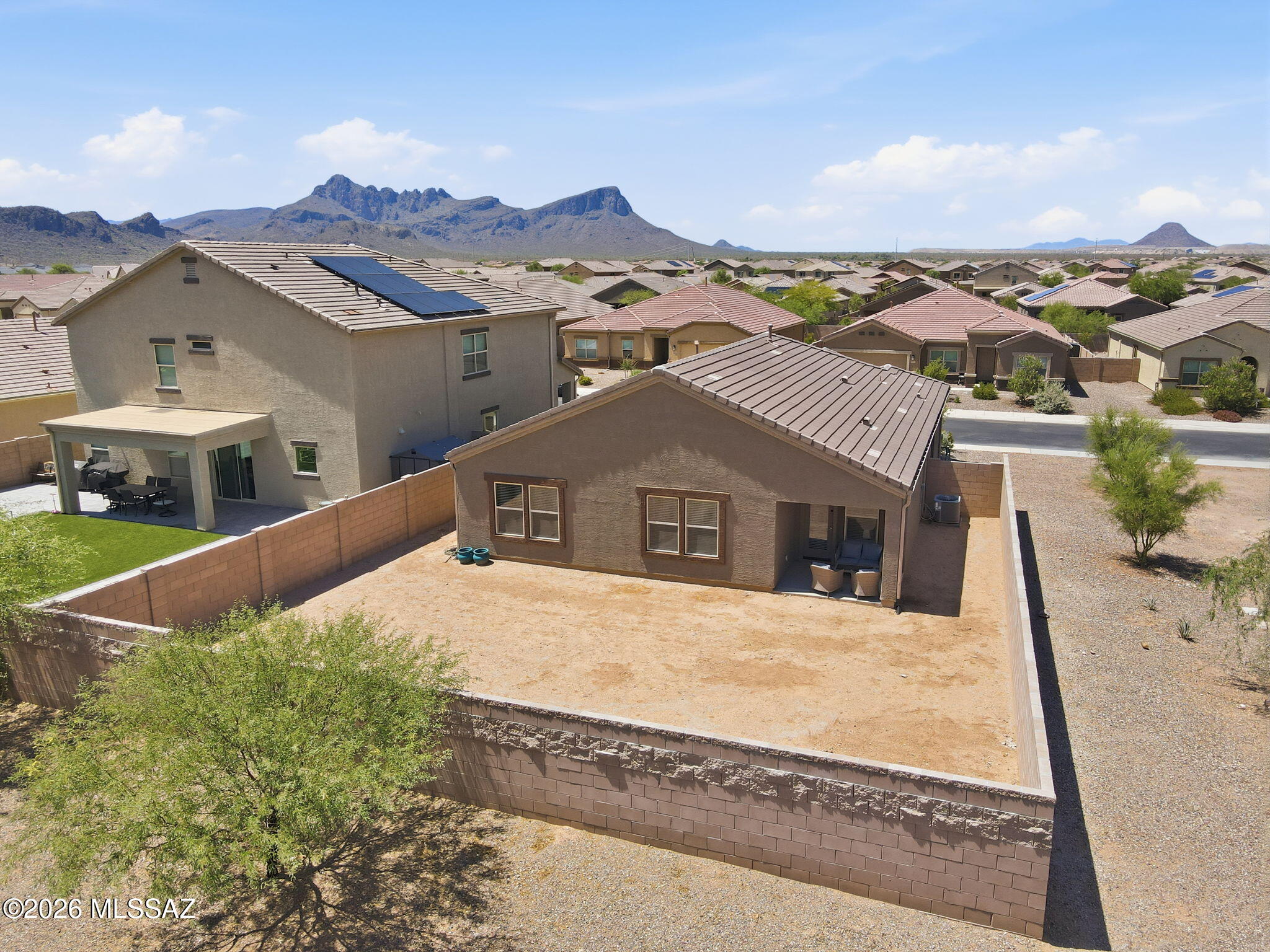 Saguaro Bloom 7B - Residential
