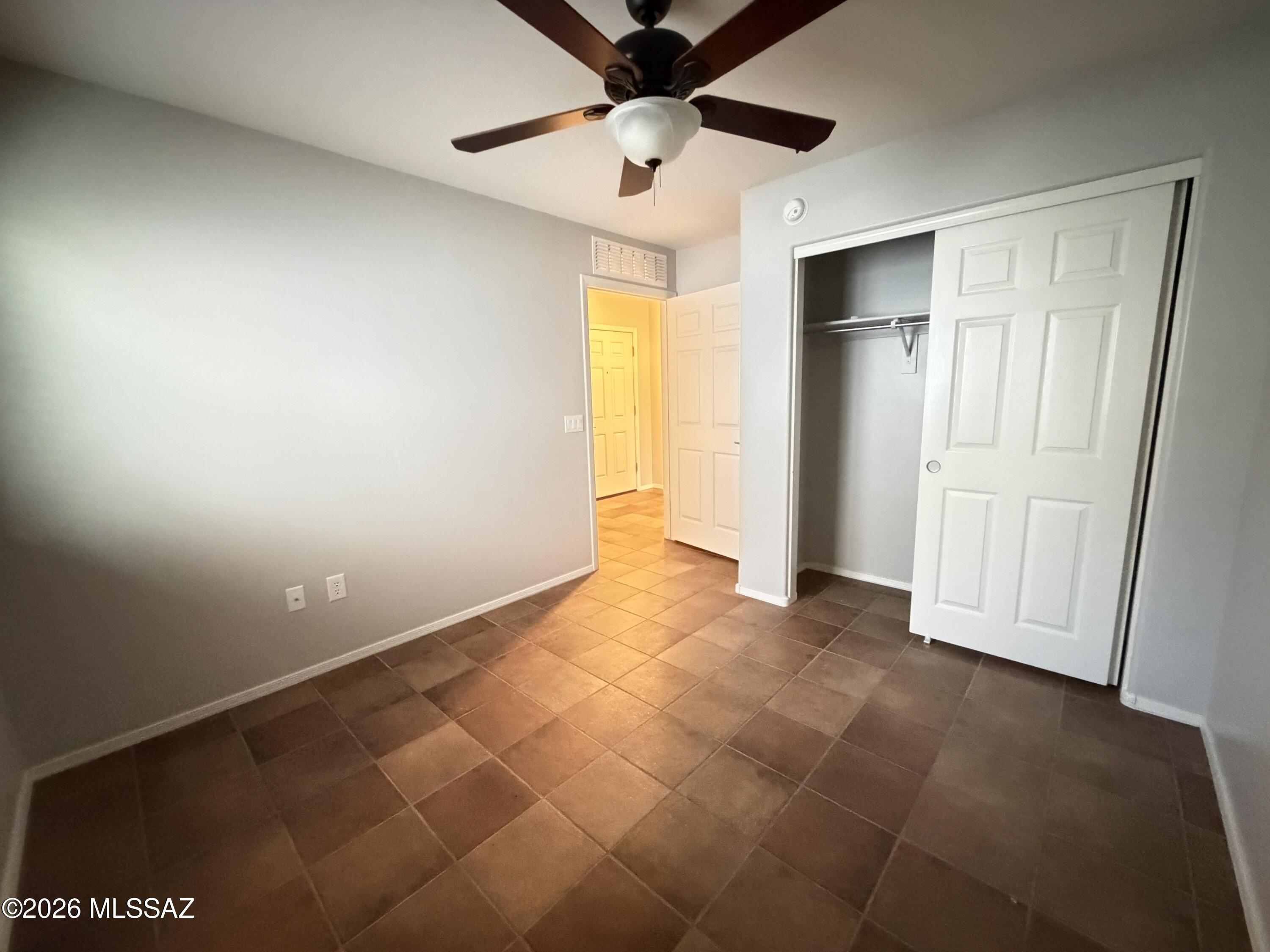 Countryside Manor (1-52) - Residential Lease