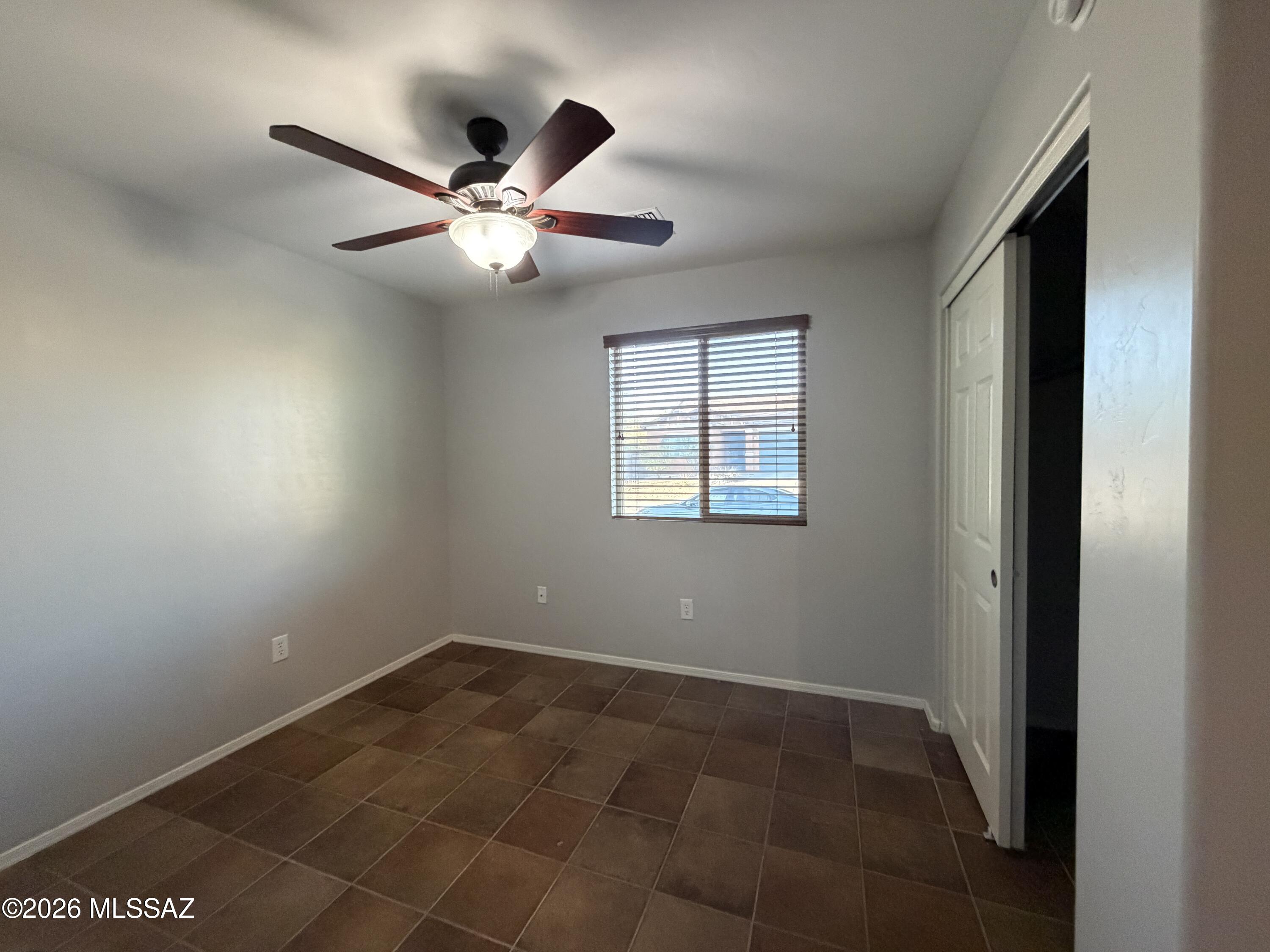 Countryside Manor (1-52) - Residential Lease