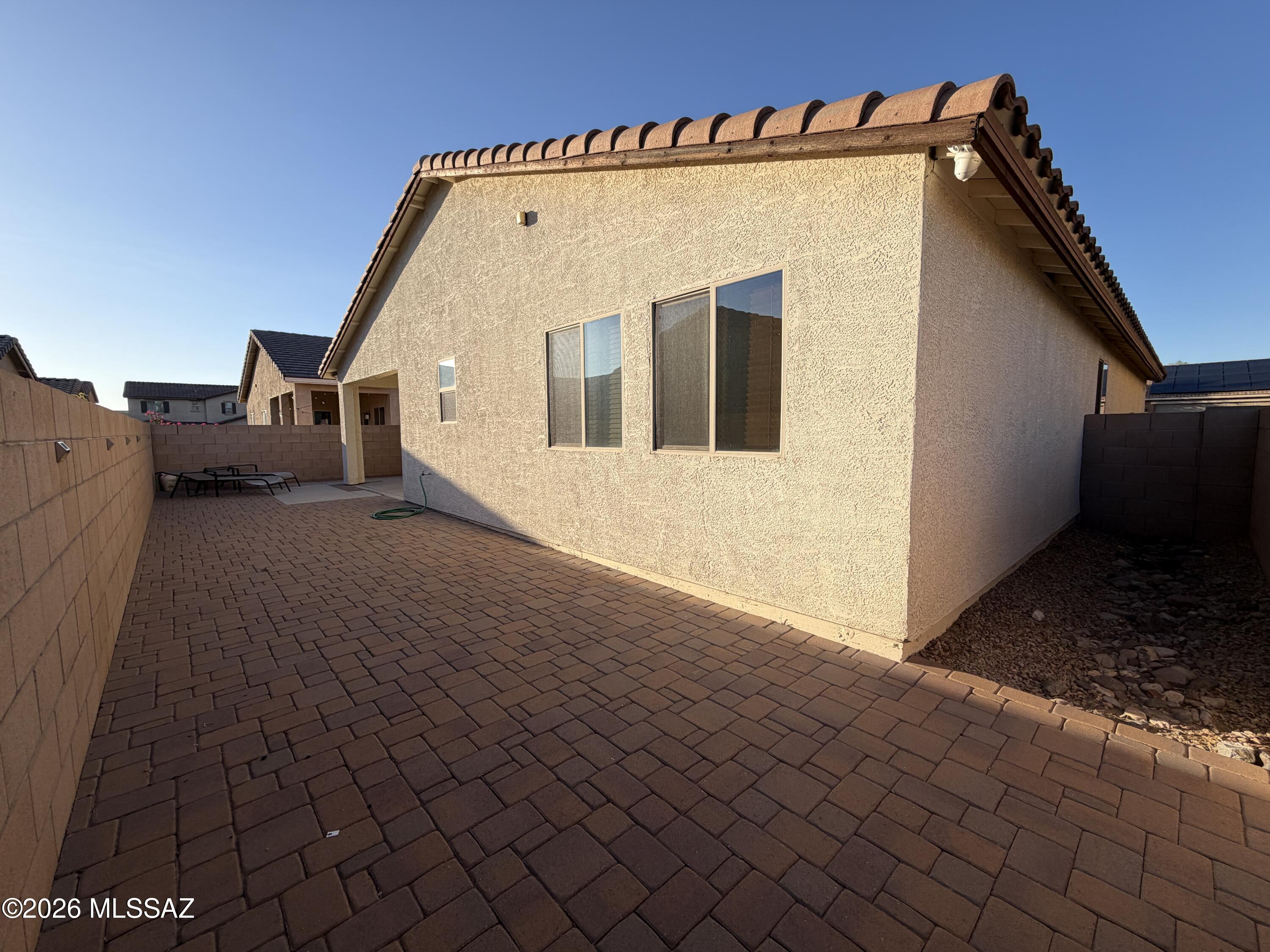 Countryside Manor (1-52) - Residential Lease